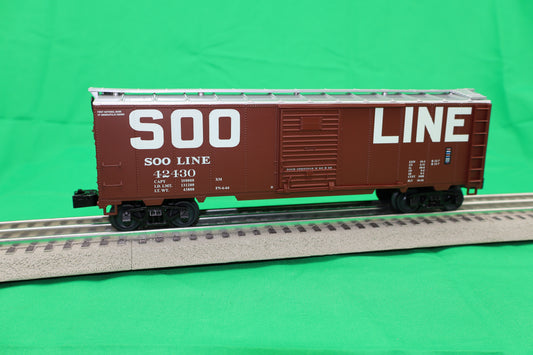 Lionel 2442292 - Steel Side Box Car "Soo Line" #42430 - MrMuffin'sTrains