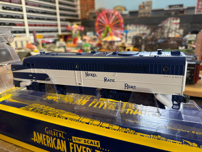 Lionel A/F 2221140 - FlyerChief PA AA Diesel Set "Nickel Plate Road" #189/190 - MrMuffin'sTrains