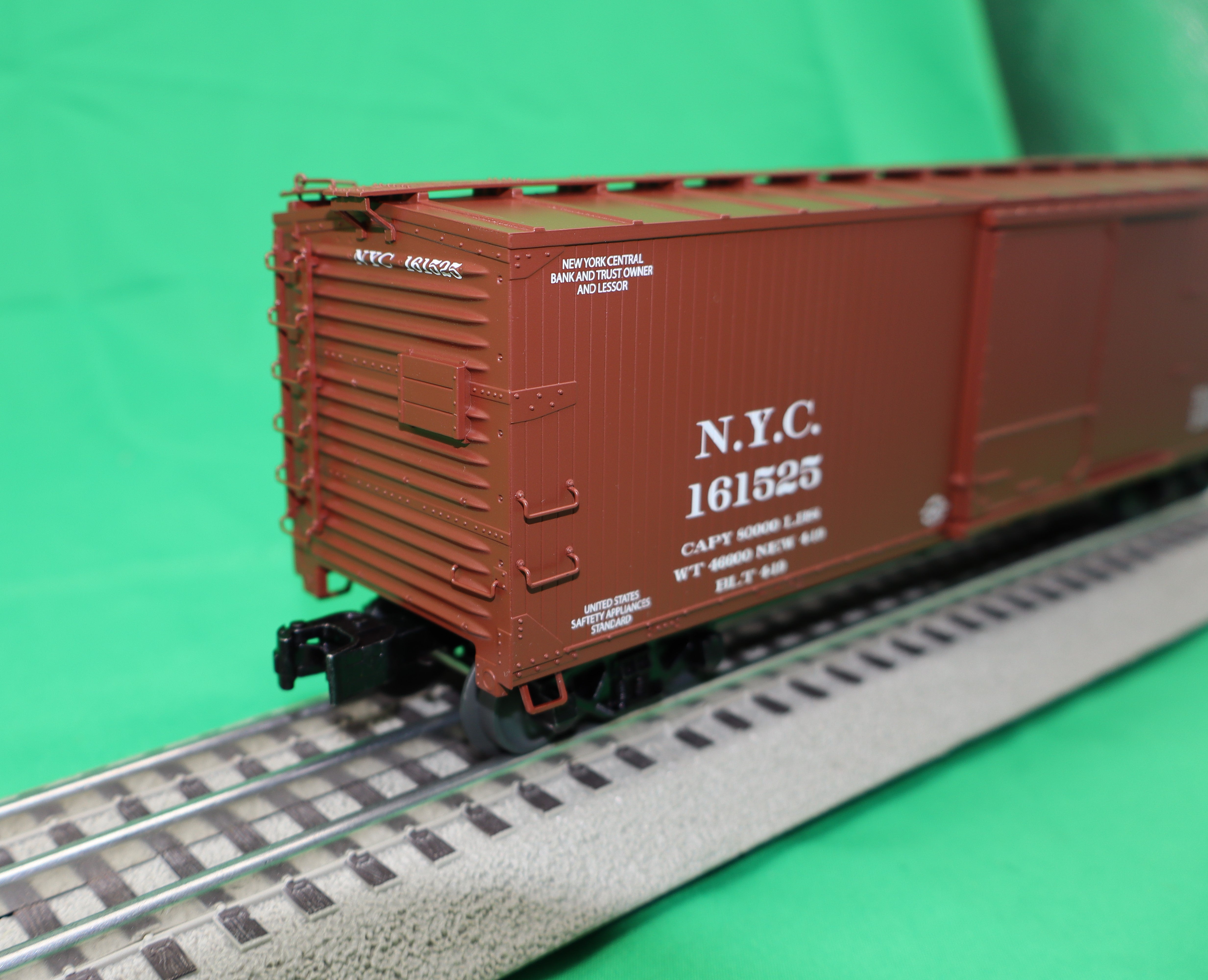 Lionel 2426190 - Double Sheathed Boxcar "New York Central" #161525