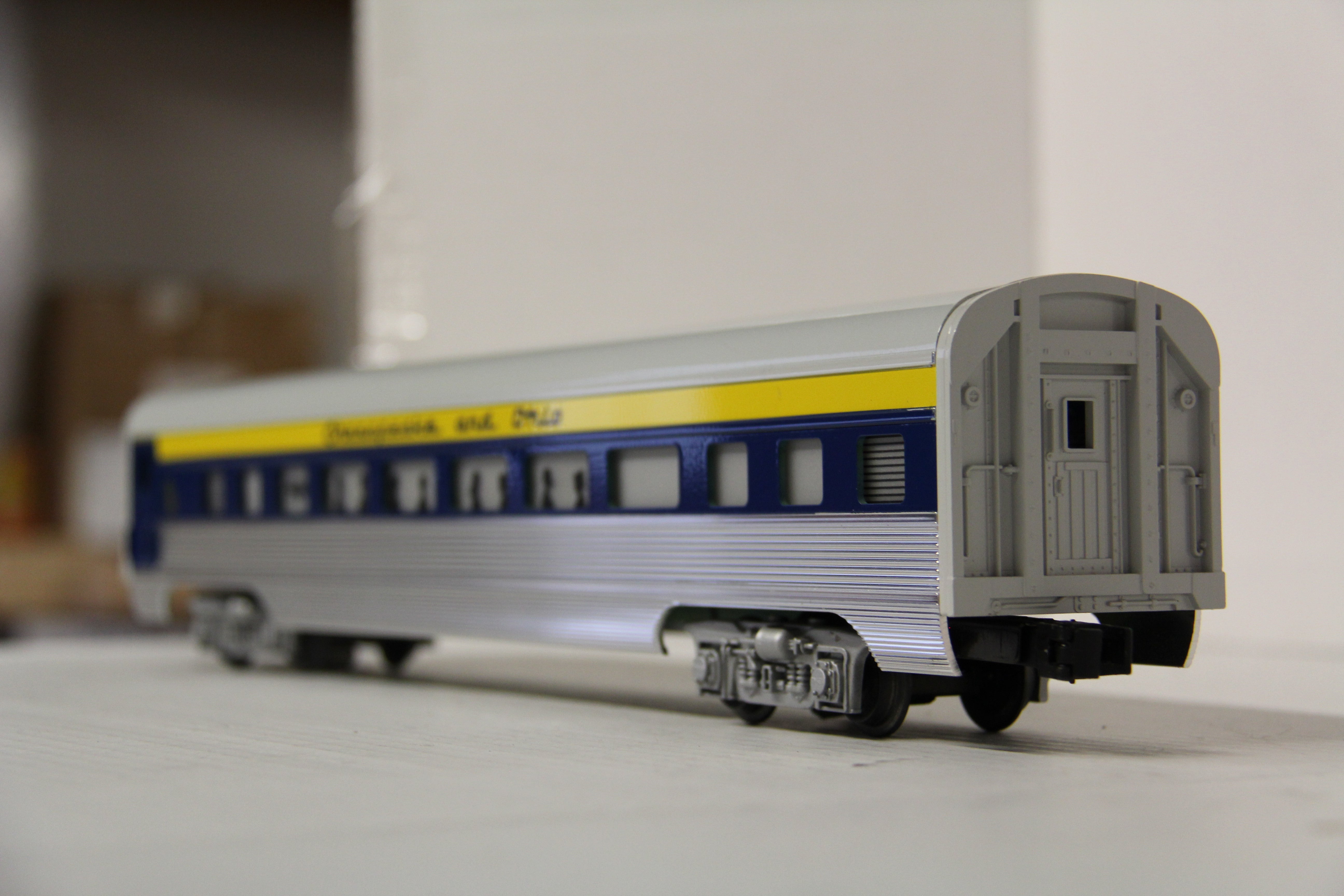 Phoenix Railways Chesapeake & Ohio 18" Passenger Set-Second hand-M6195