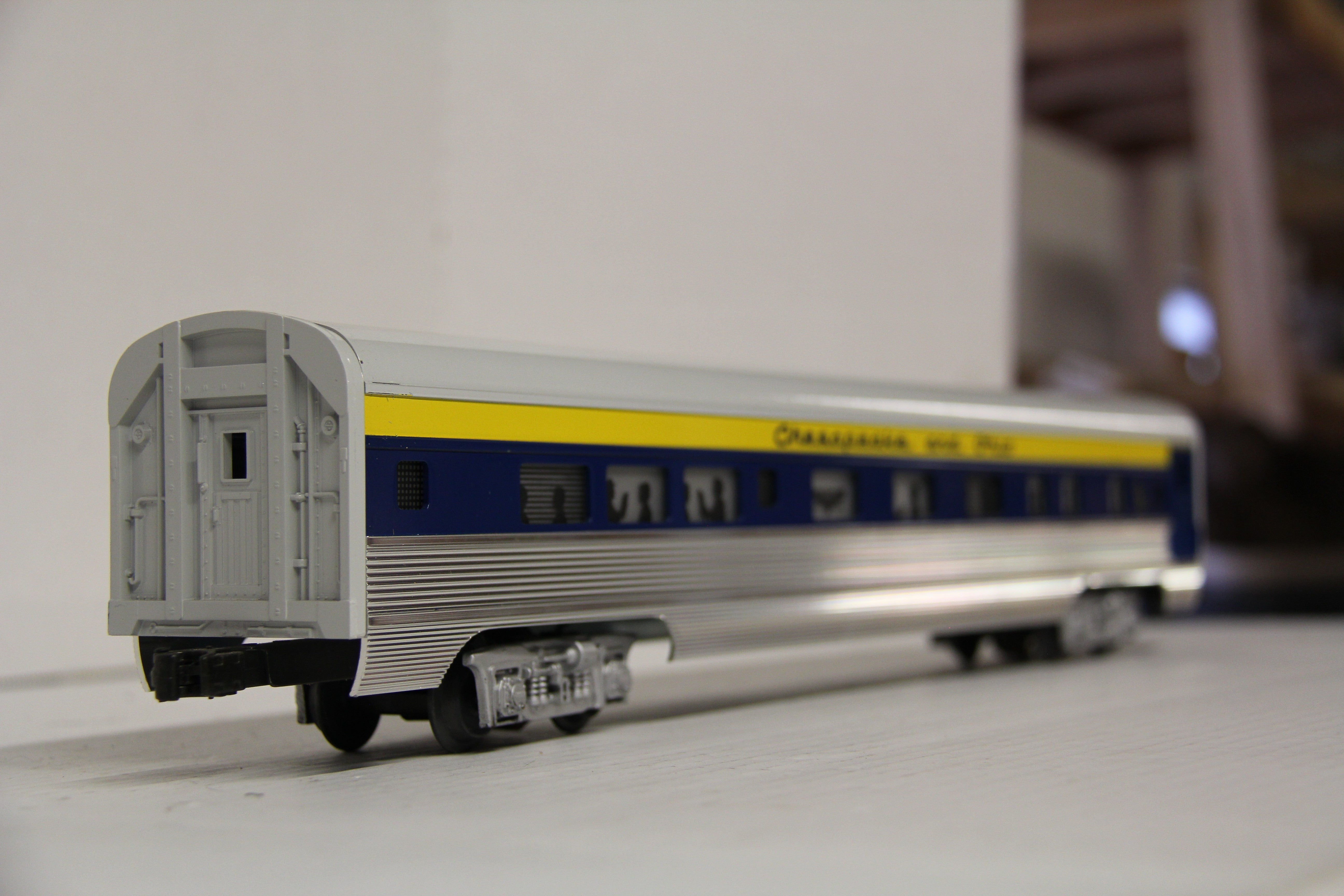 Phoenix Railways Chesapeake & Ohio 18" Passenger Set-Second hand-M6195