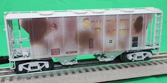 Lionel 2426661 - PS-2 Covered Hopper Car "Southern Pacific" #402148 (Rusty but Trusty) - MrMuffin'sTrains