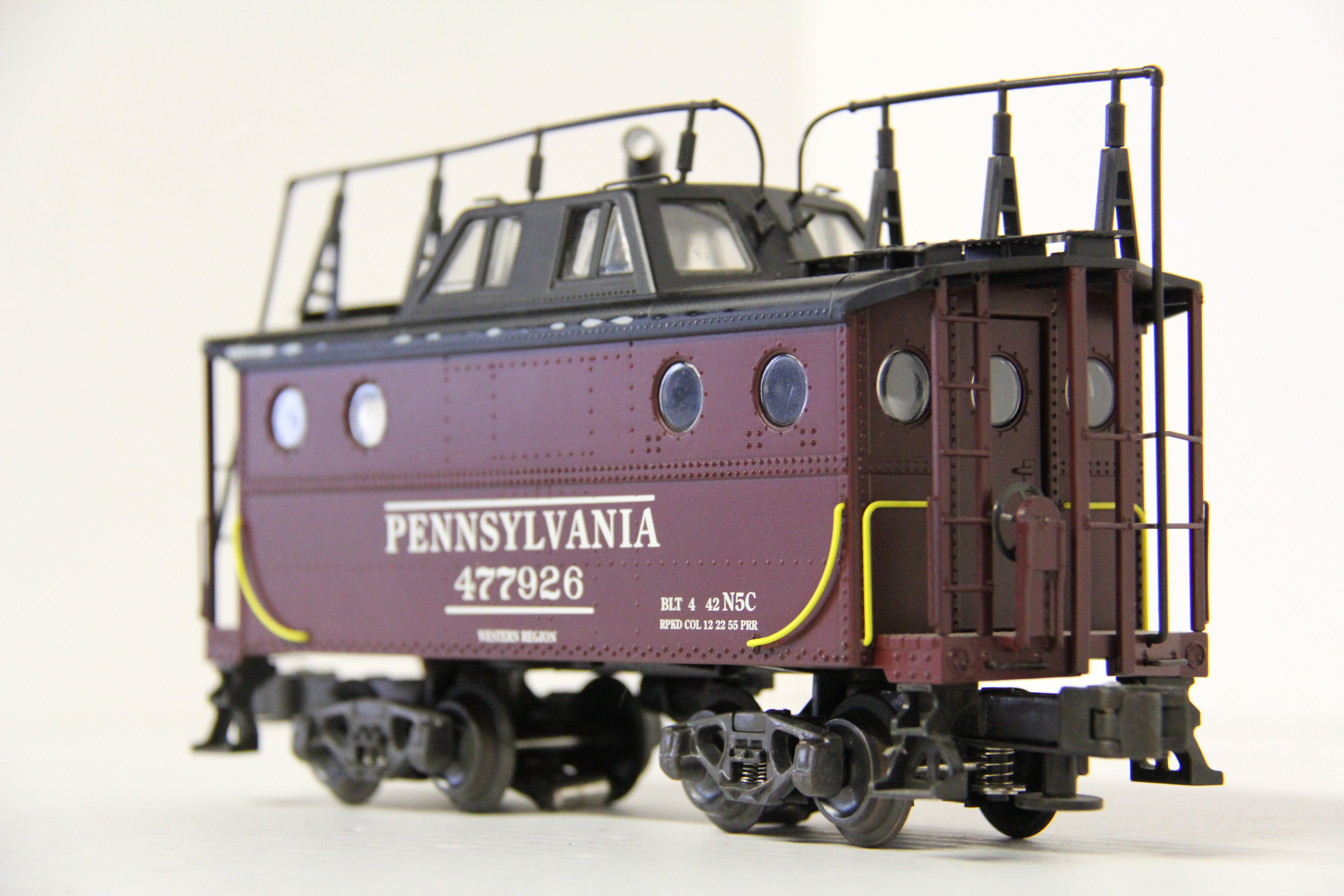 K Line #615-1892 Pennsylvania N5C Caboose w/ Antenna #477926-Second hand-M6200