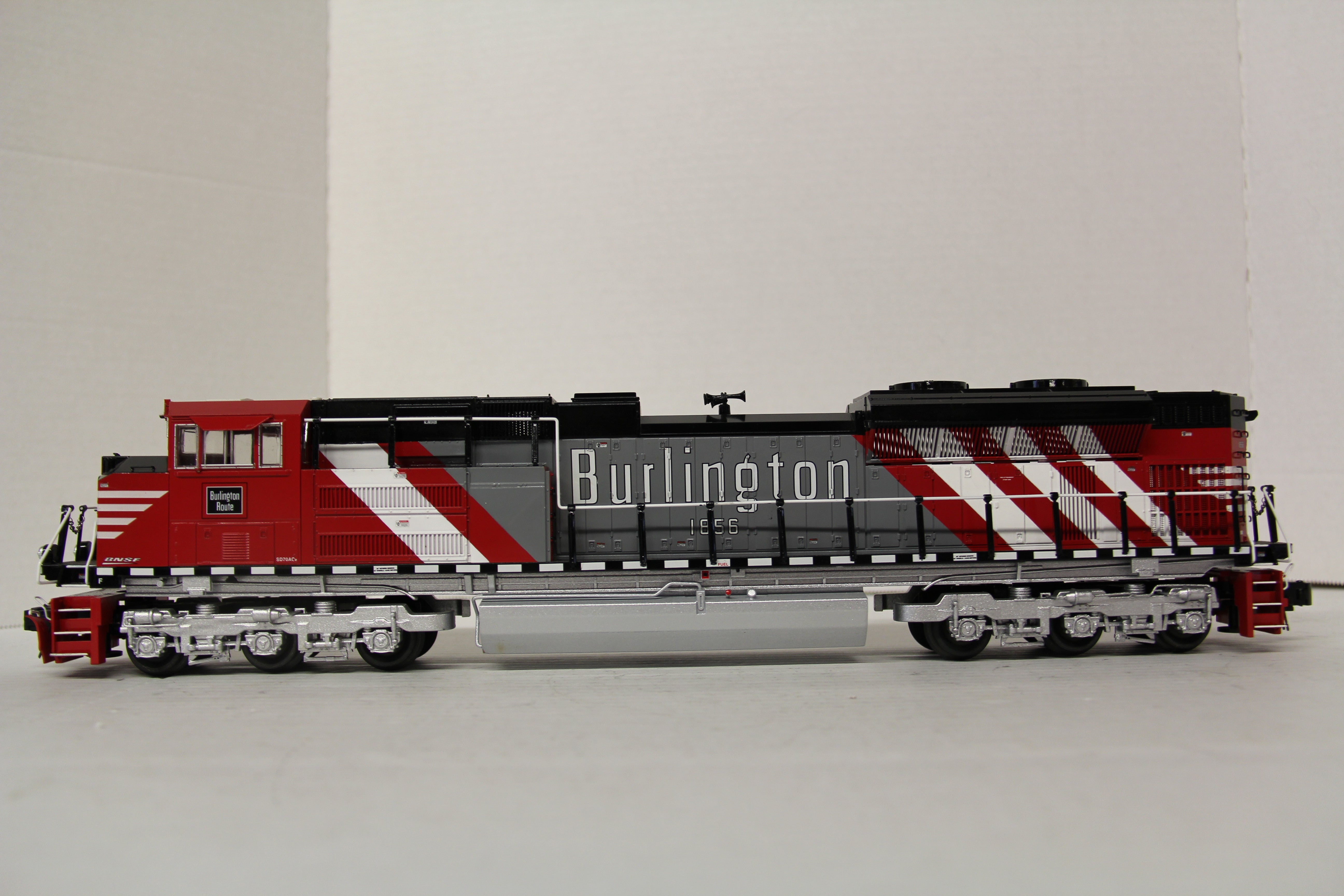 Lionel 6-38734 Burlington BNSF Heritage SD70ACE Diesel #1856 Non-Powered-Second hand-M6204