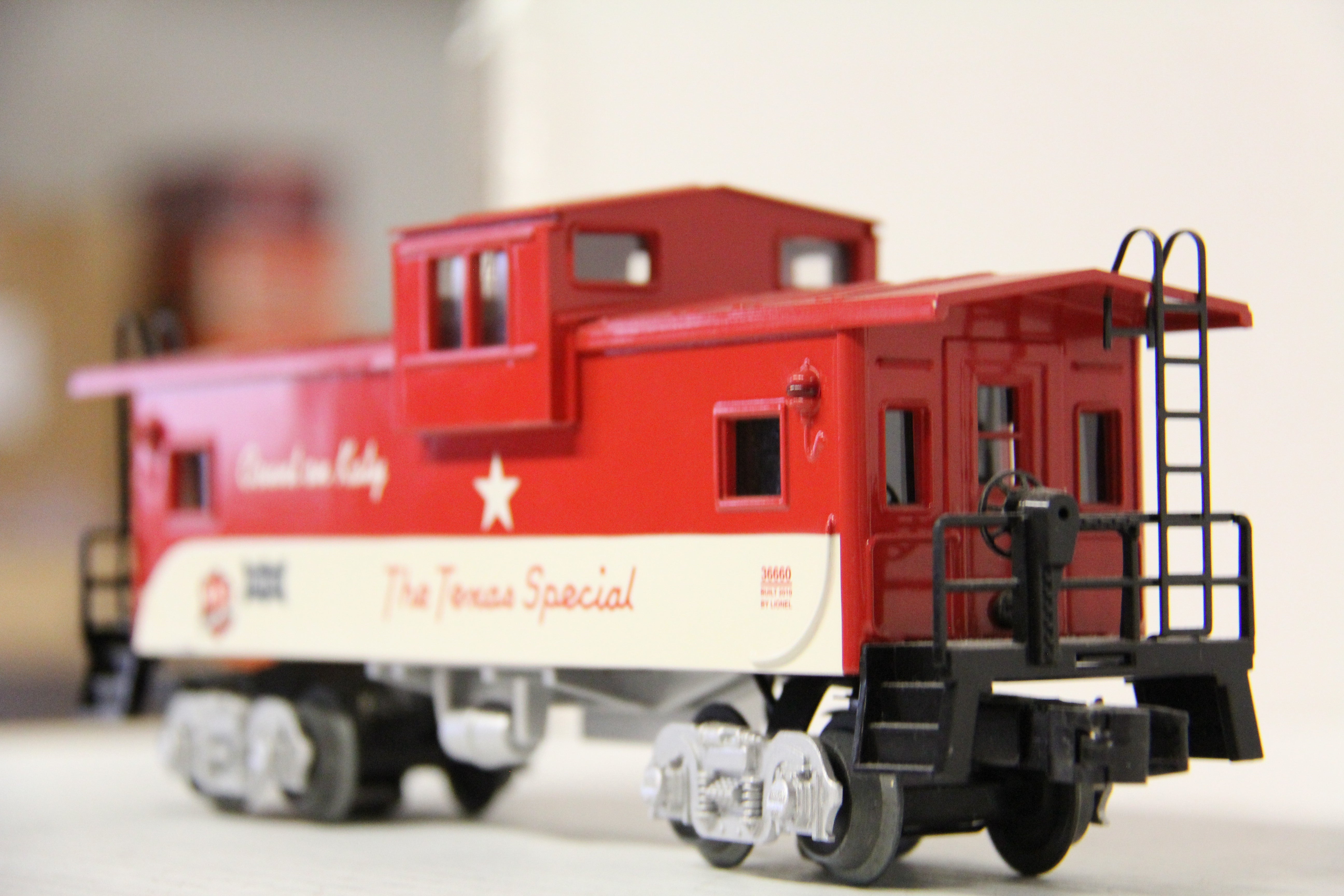 Lionel 6-36660 Texas Special MKT Frisco Extended Vision Caboose#36660-Second hand-M6205