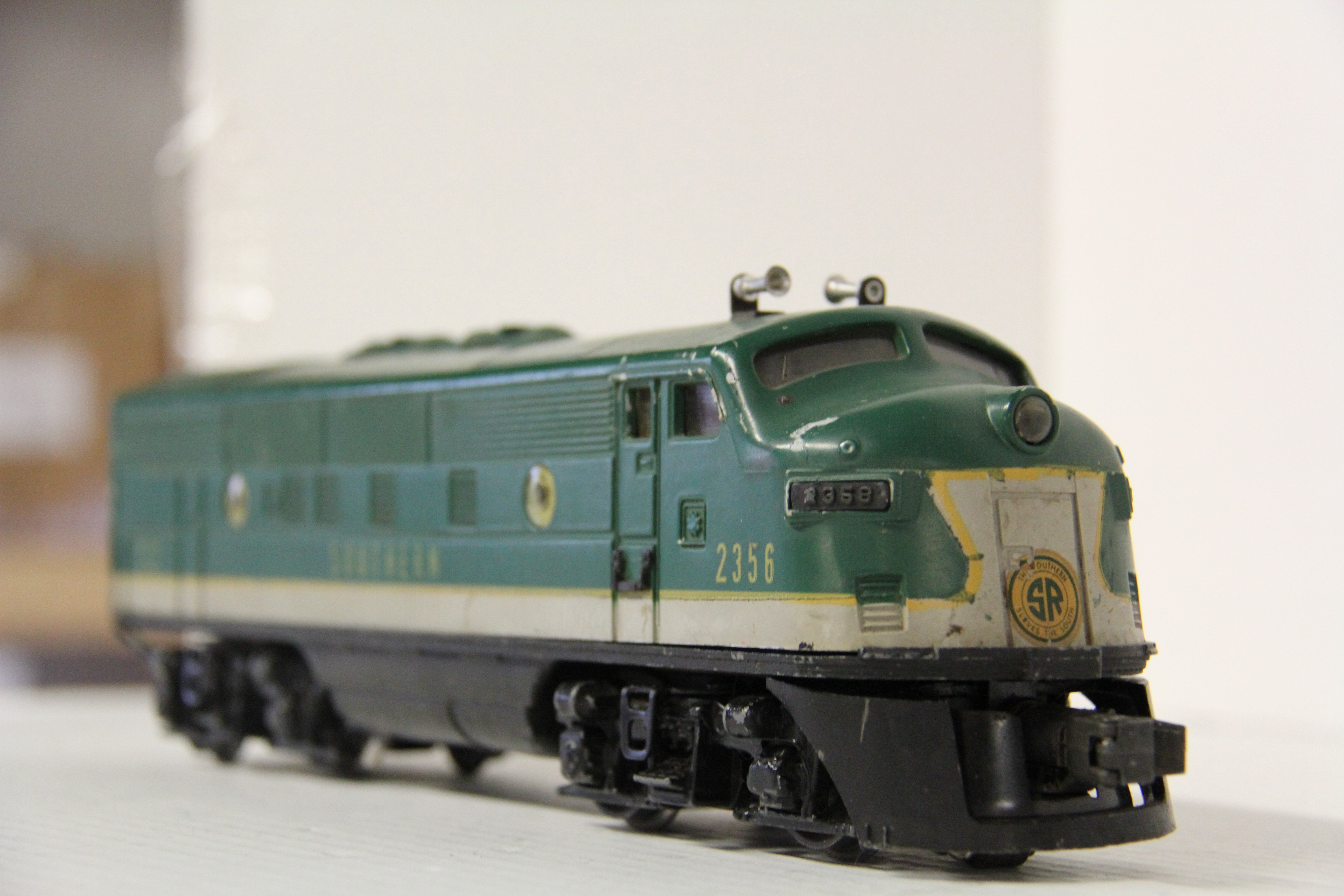 Lionel PostWar Southern F3 AA Diesel Units-Second hand-M6207