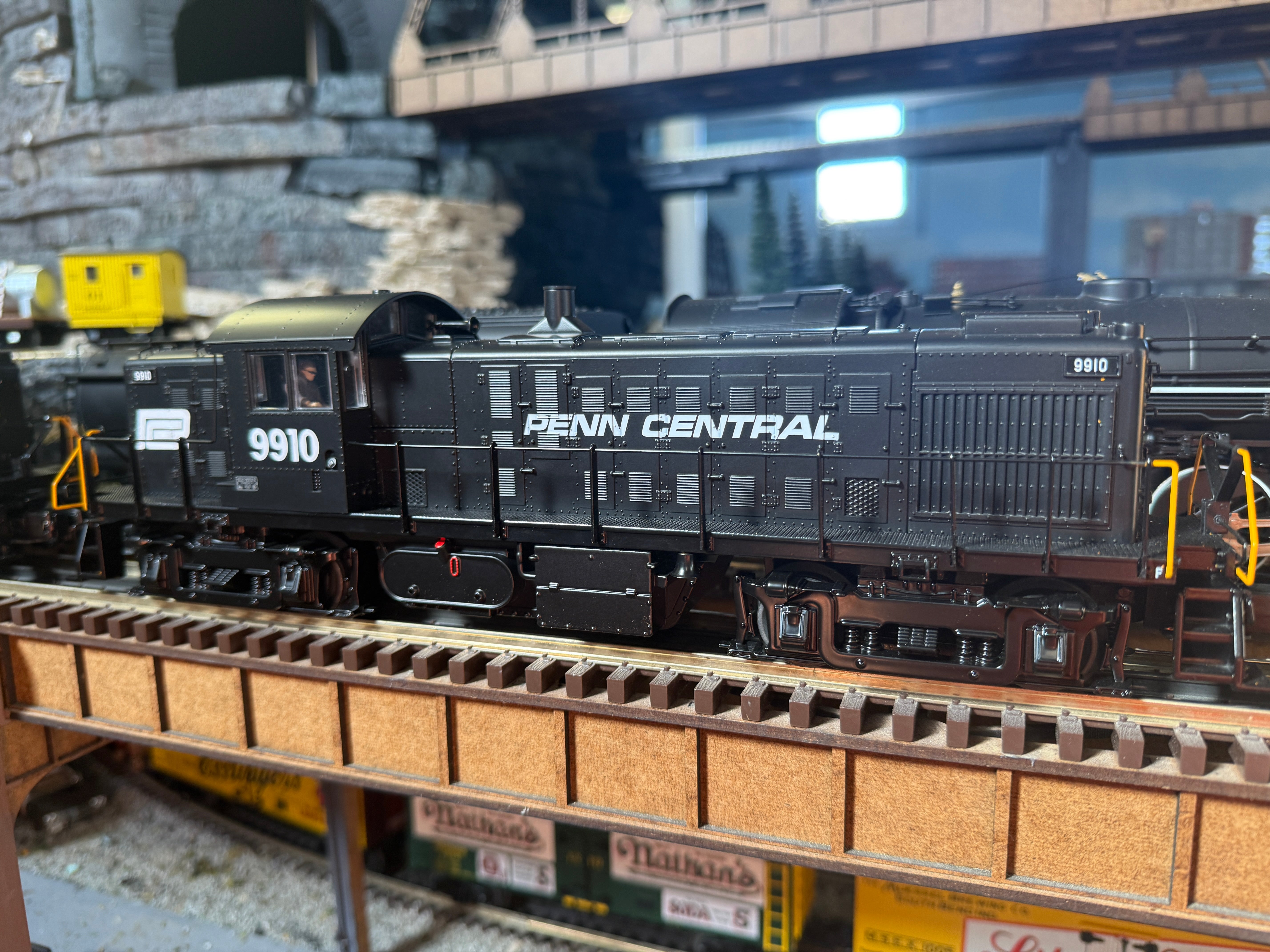 MTH 30-21293-1 - Alco RS-1 Diesel Engine "Penn Central" #9910 w/ PS3 - Custom Run for MrMuffin'sTrains