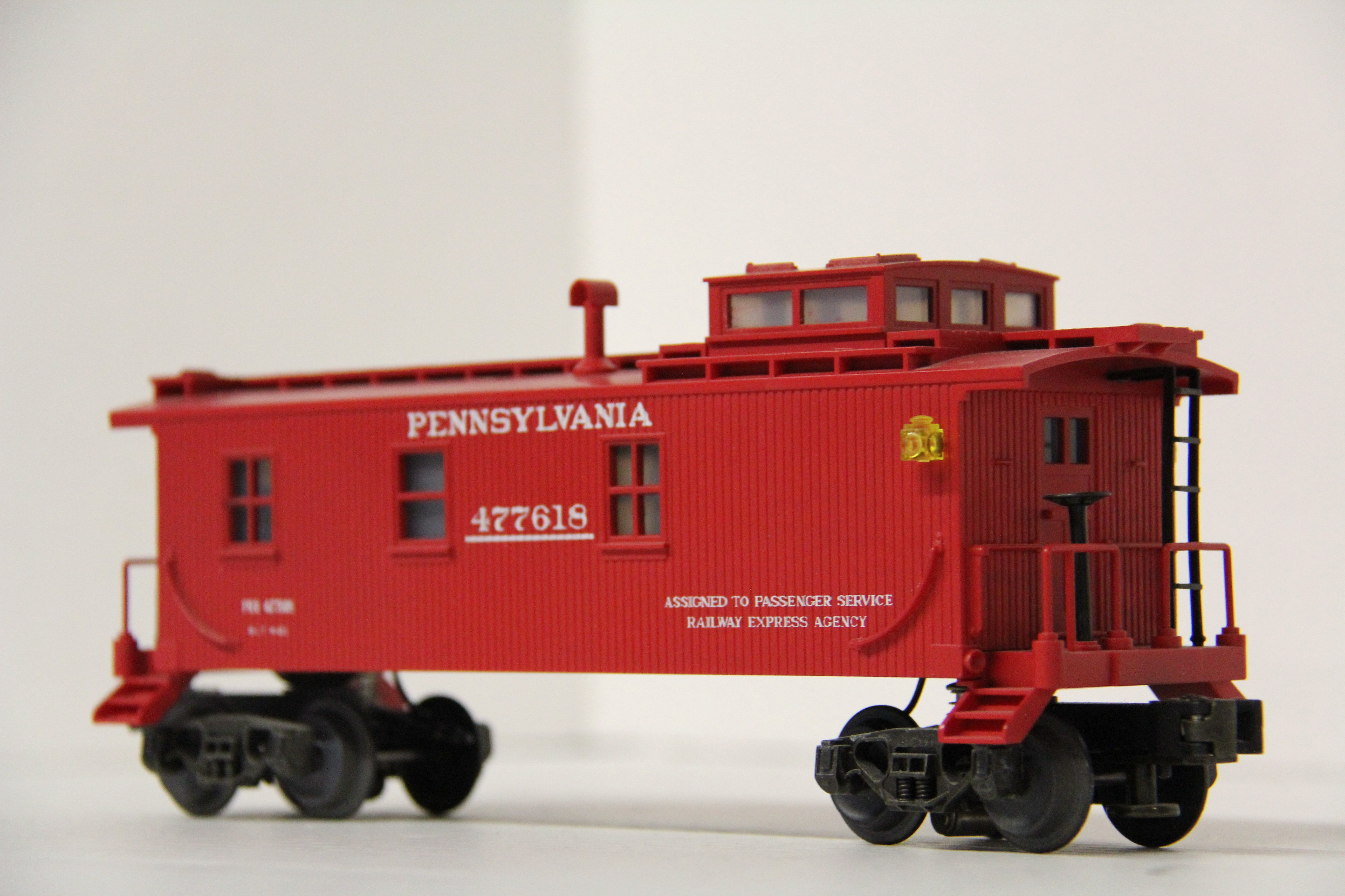 Rail King 30-7700 Pennsylvania Woodsided Caboose #477618-Second hand-M6212