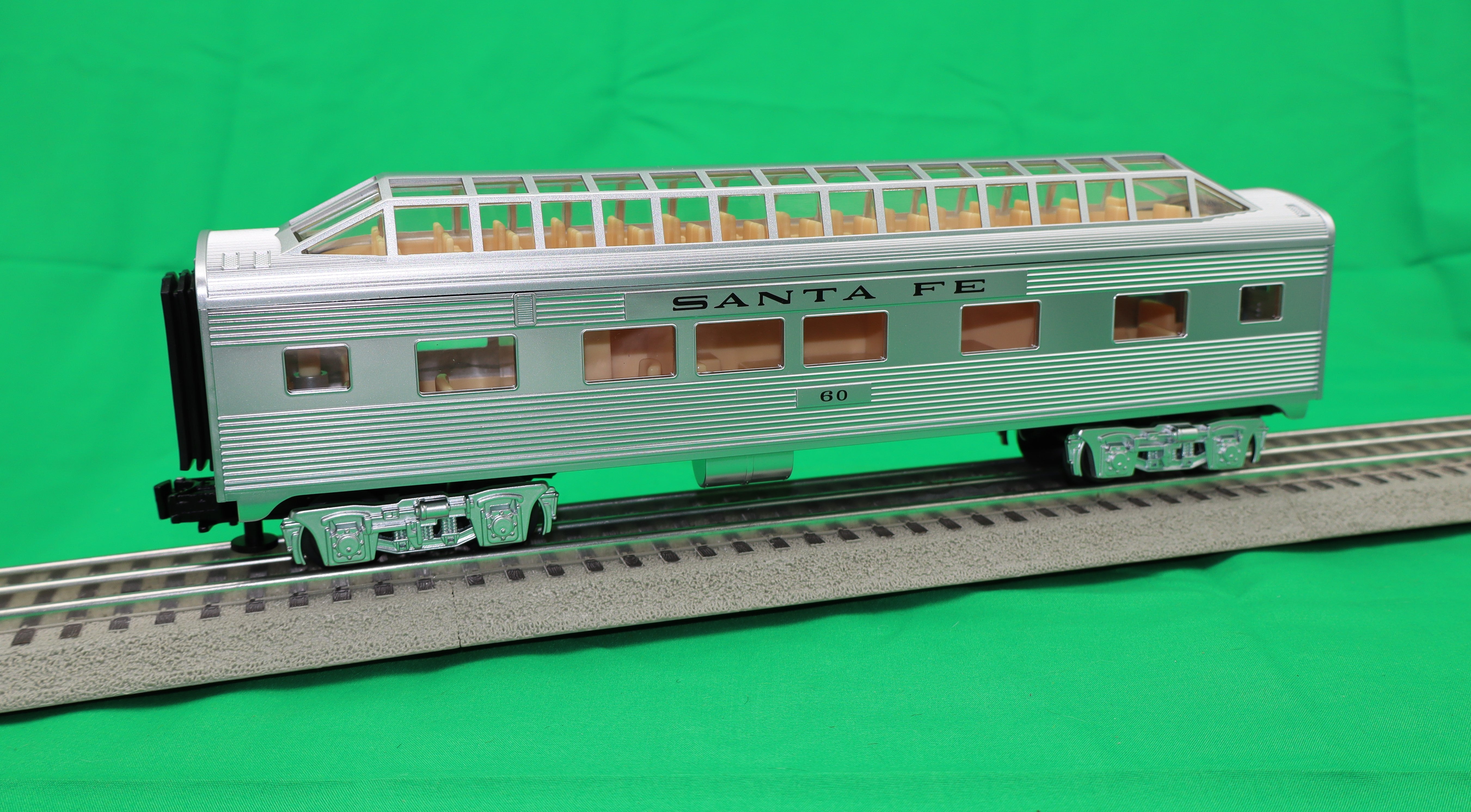 Lionel 2427640 - Full Vista Dome Car "Santa Fe" #60 (Add-On)