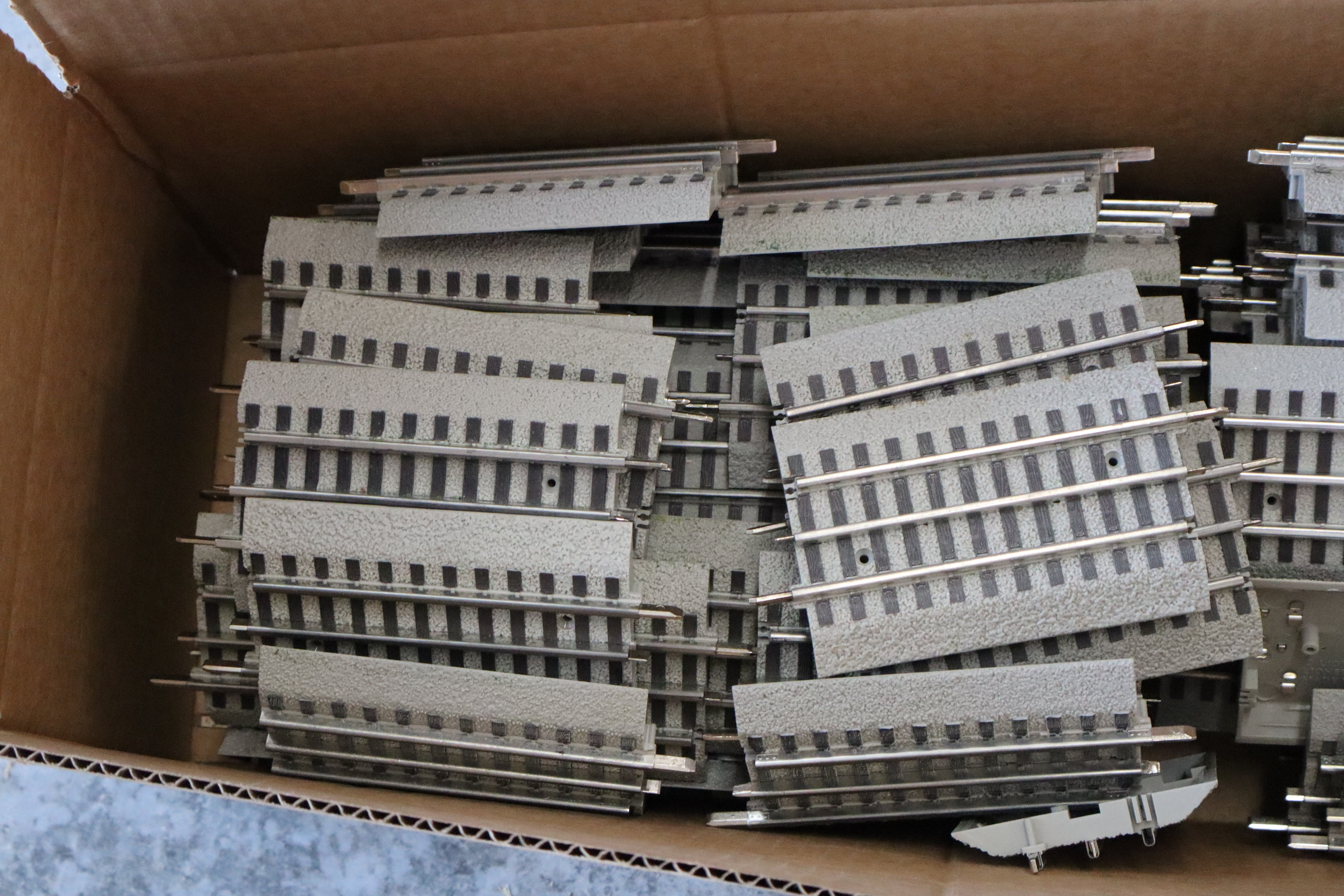 FasTrack Lot #2K Various Pieces-Second hand-M20293