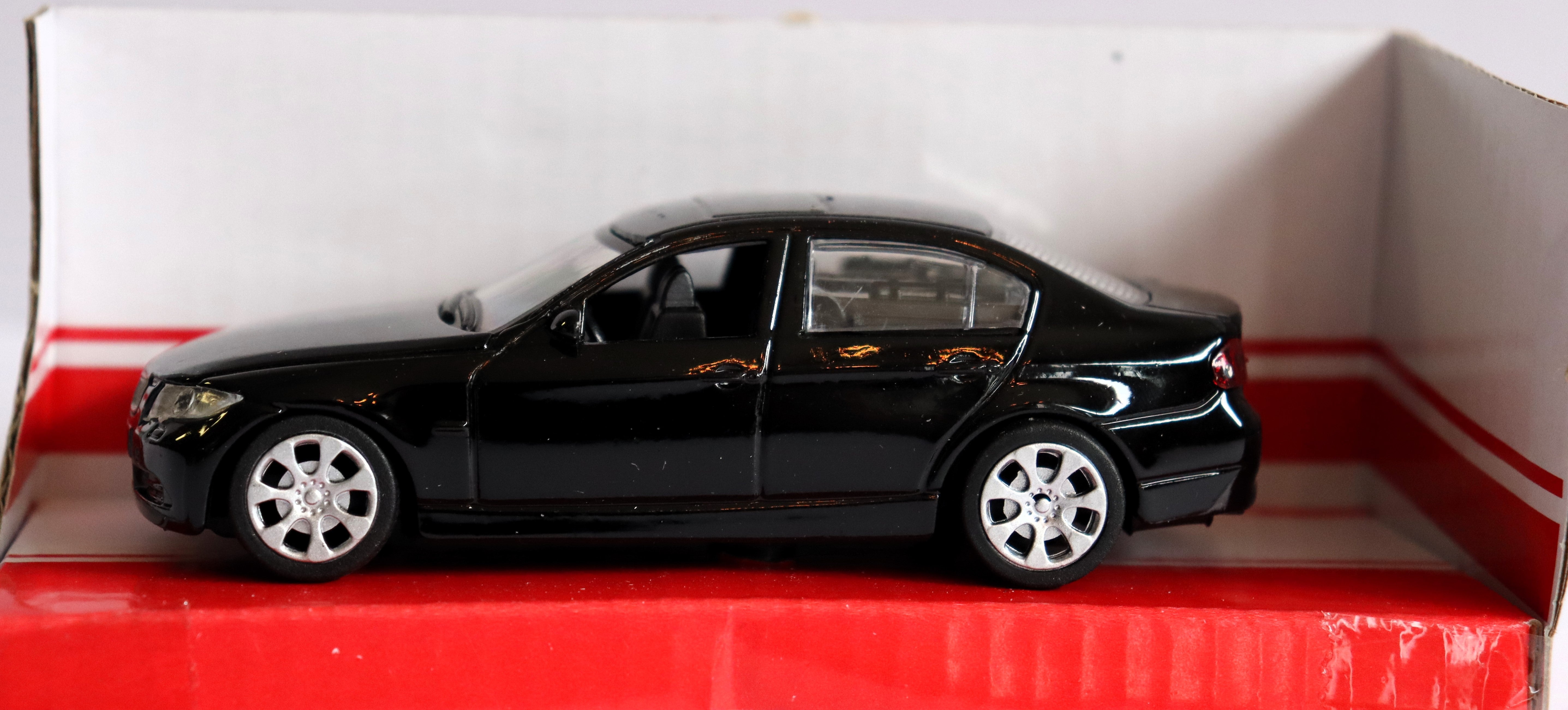 BMW (Black) 1/48 Diecast Car