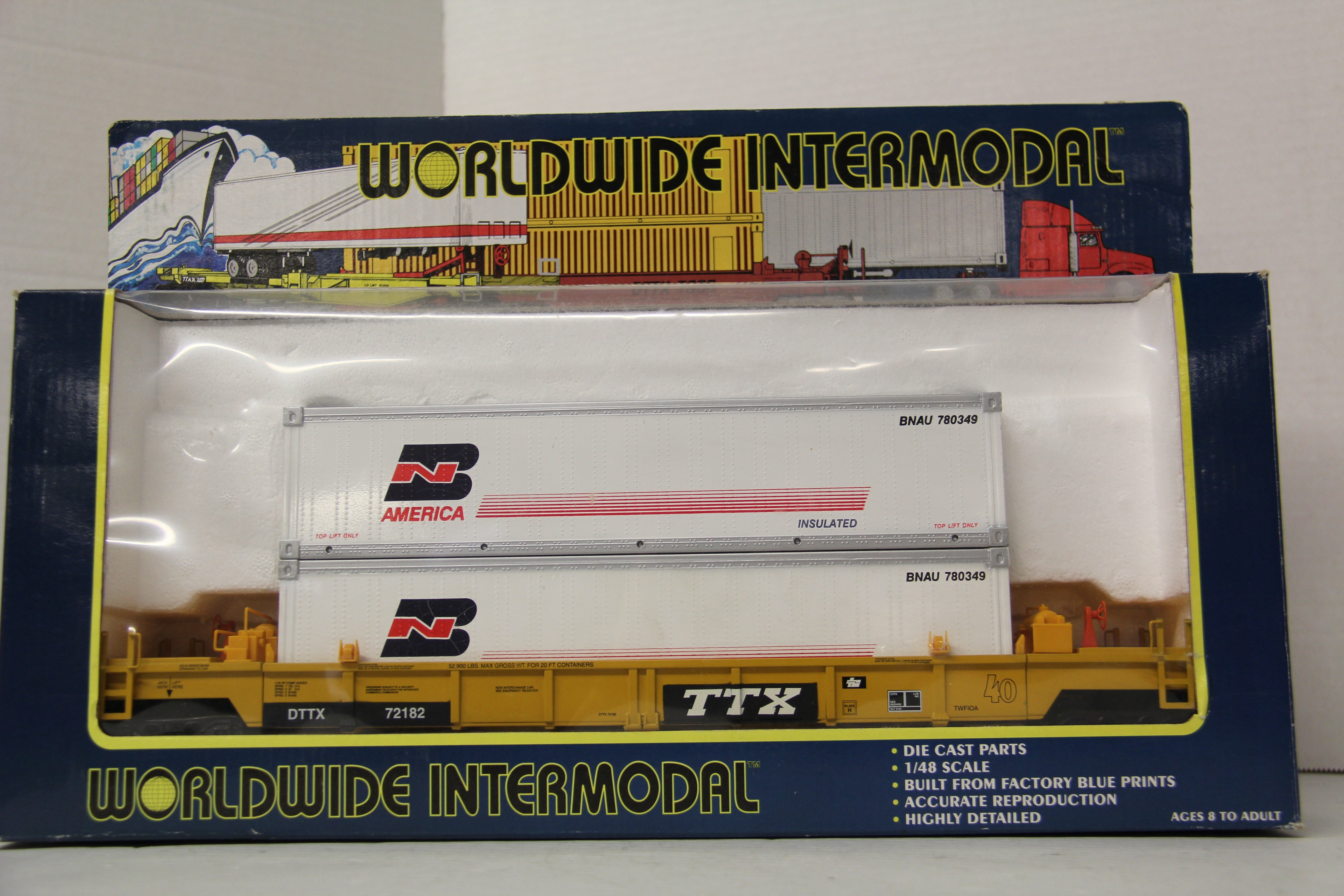 K Line K779210 DTTX Single Unit w/ 2 BN 40' Smooth Containers (1:48 Scale)-Second hand-M6228