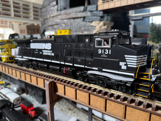 Atlas O 30138374 - Premier - C44-9W Diesel Locomotive "Norfolk Southern" #9131 - MrMuffin'sTrains