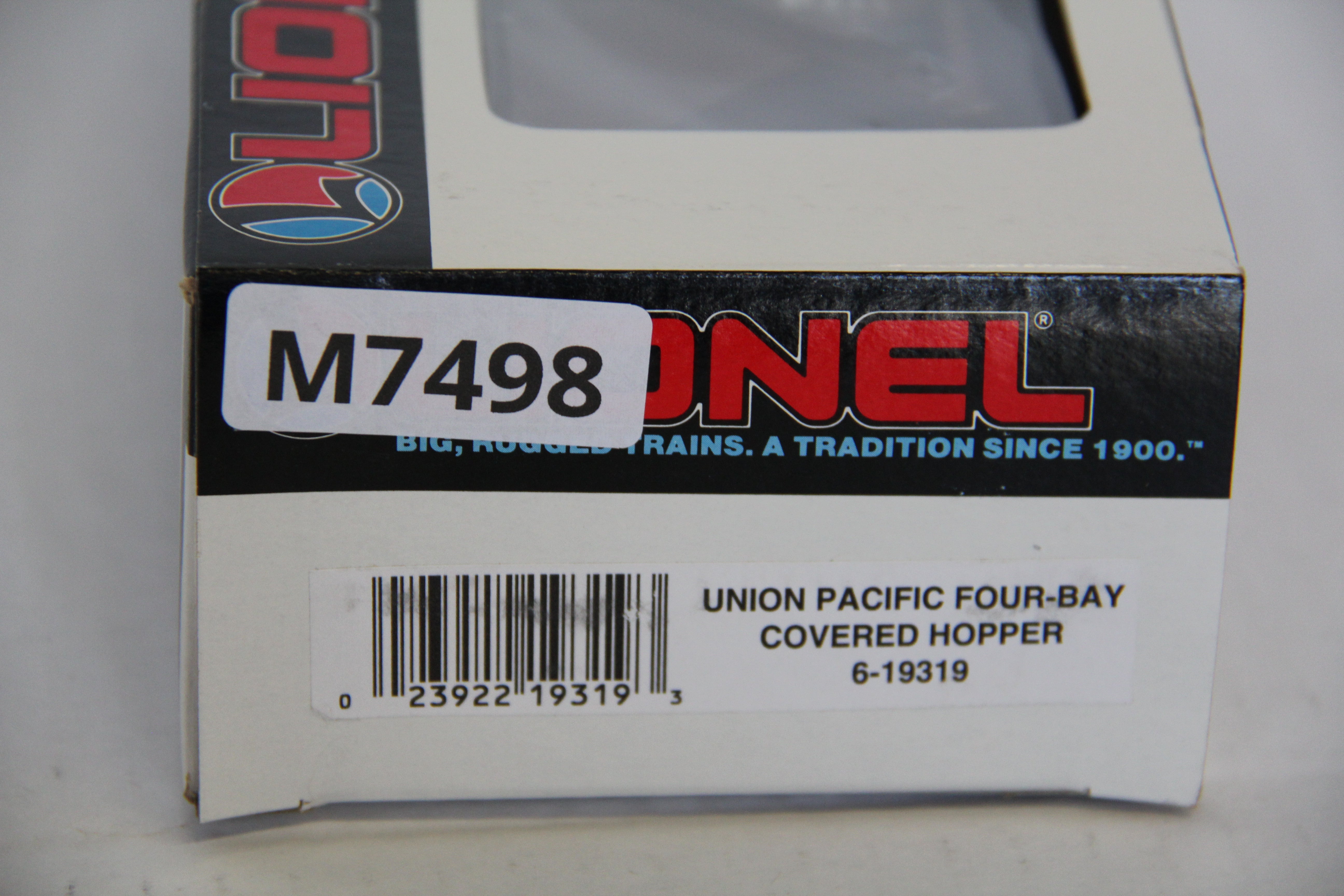 Lionel 6-19319 Union Pacific Four Bay Covered Hopper-Second hand-M7498