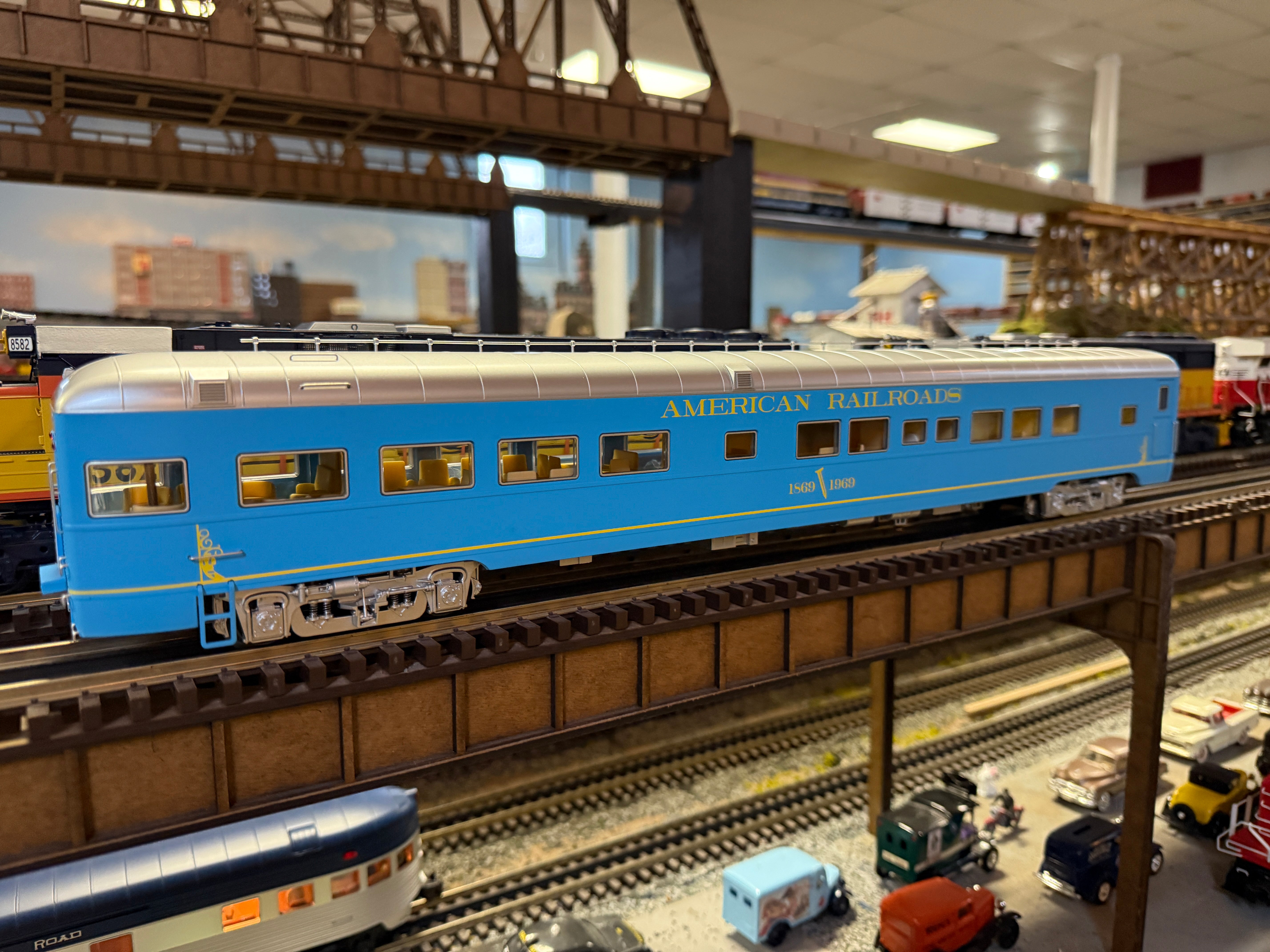 Lionel 2527020 - 21" Passenger Car Set "American Railroads" (4-Car)