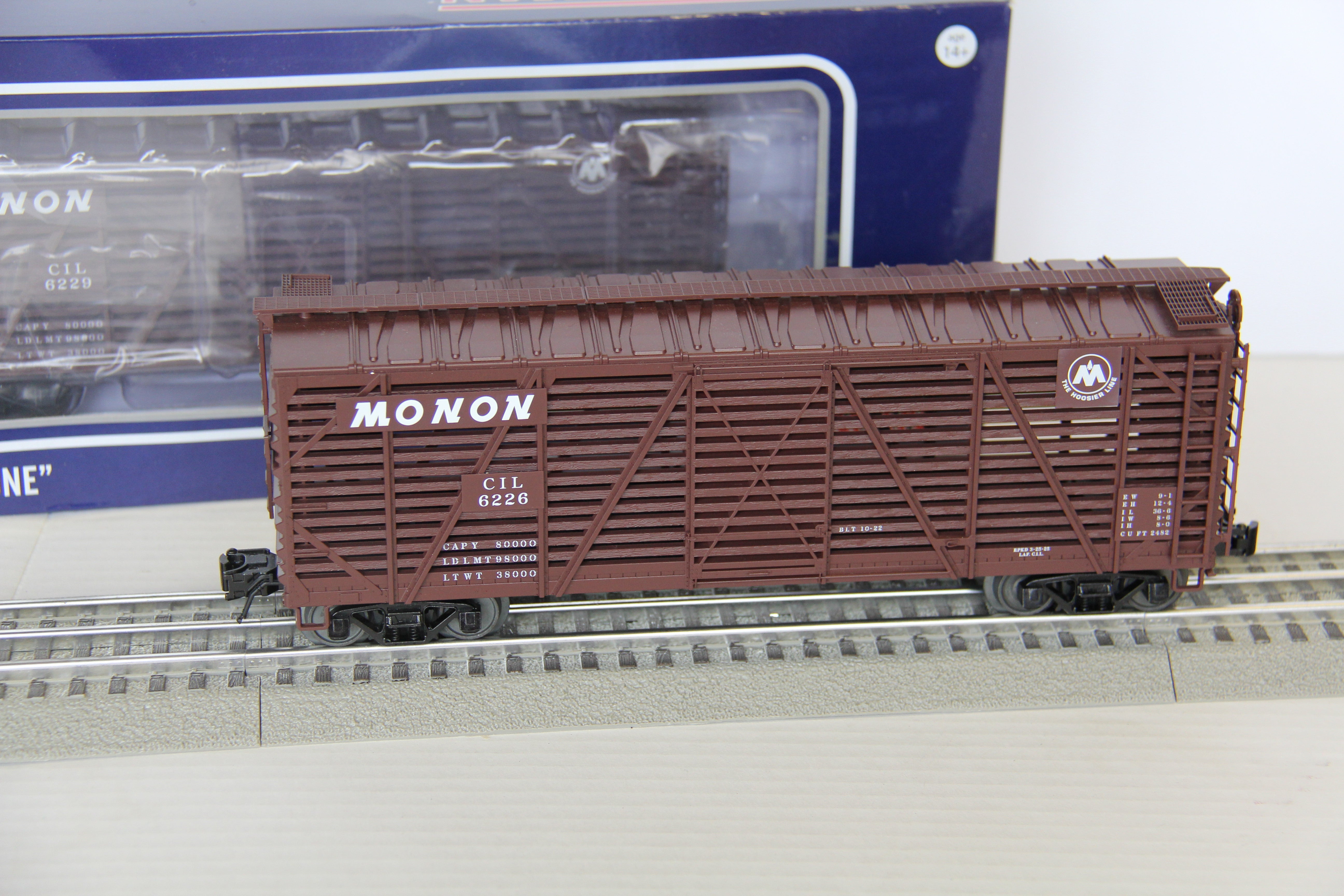 Atlas Trainman #2002412S-3, -4 Monon 40' Stock Car-2 Set-Second hand-M4166