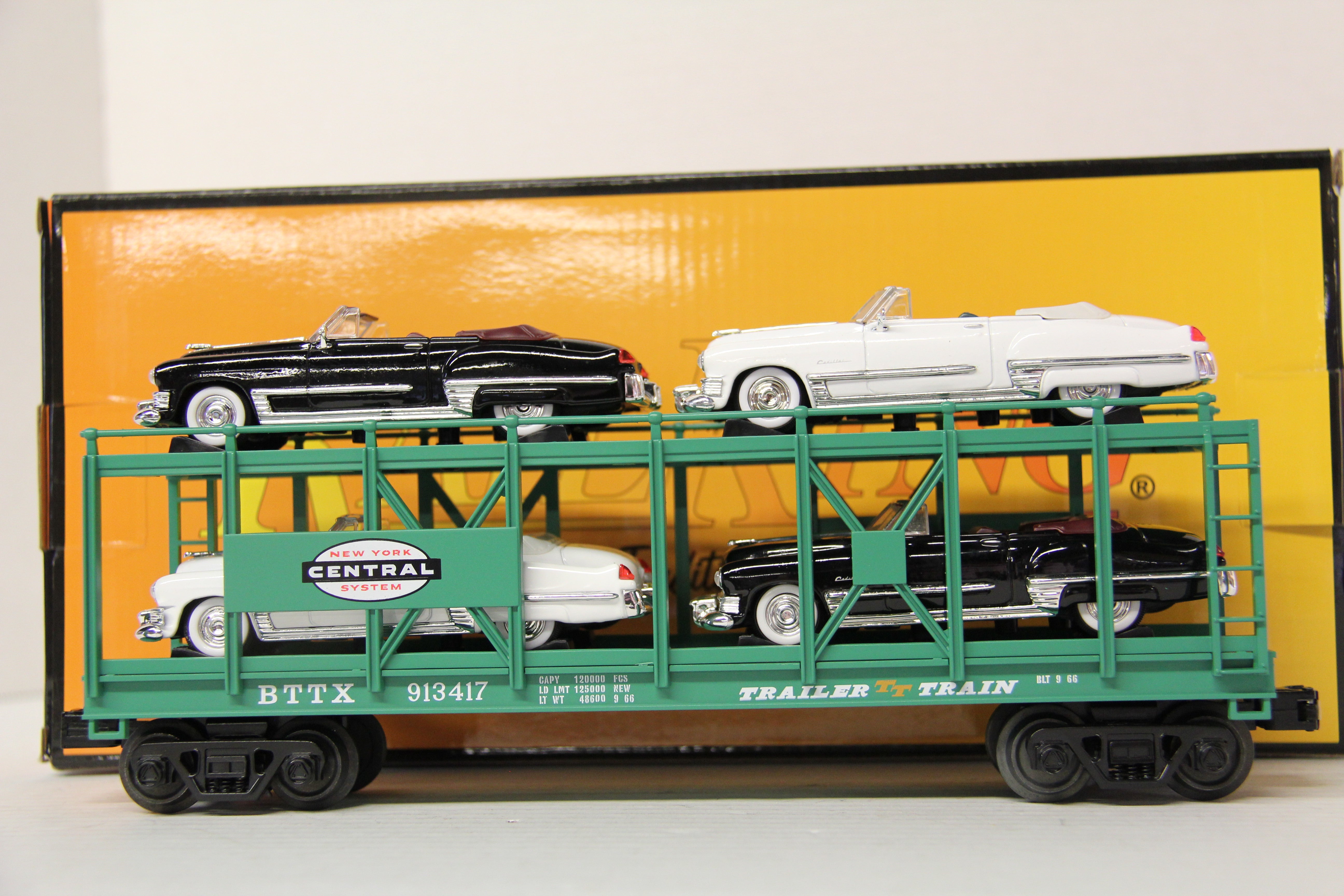 Rail King 30-76878 New York Central Auto Carrier Flat Car w. (4) 1949 Cadillac Coupe de Villes-Second hand-M6240