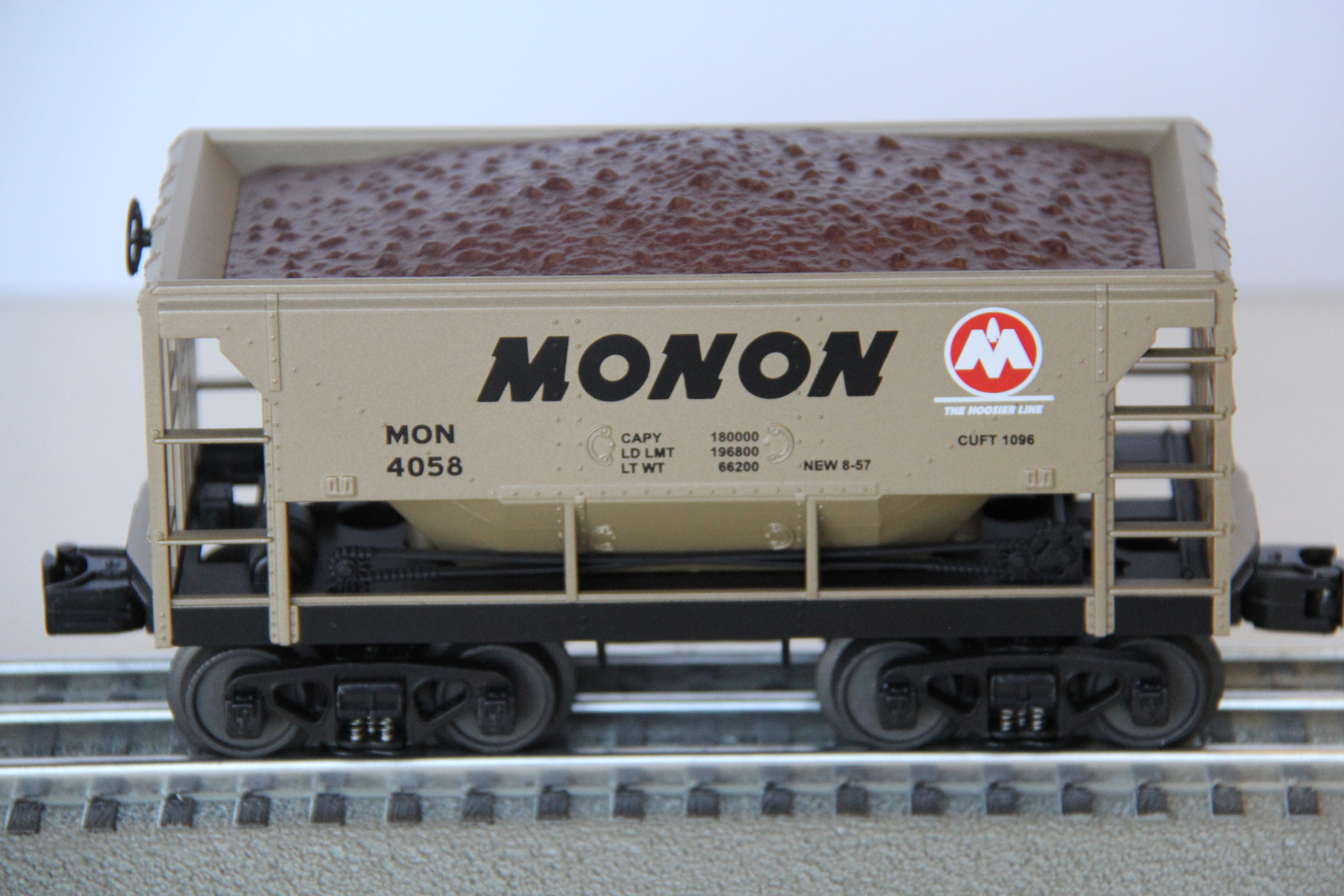 Rail King 30-75243 Monon Ore Car w/ Coal Load-Second hand-M4148