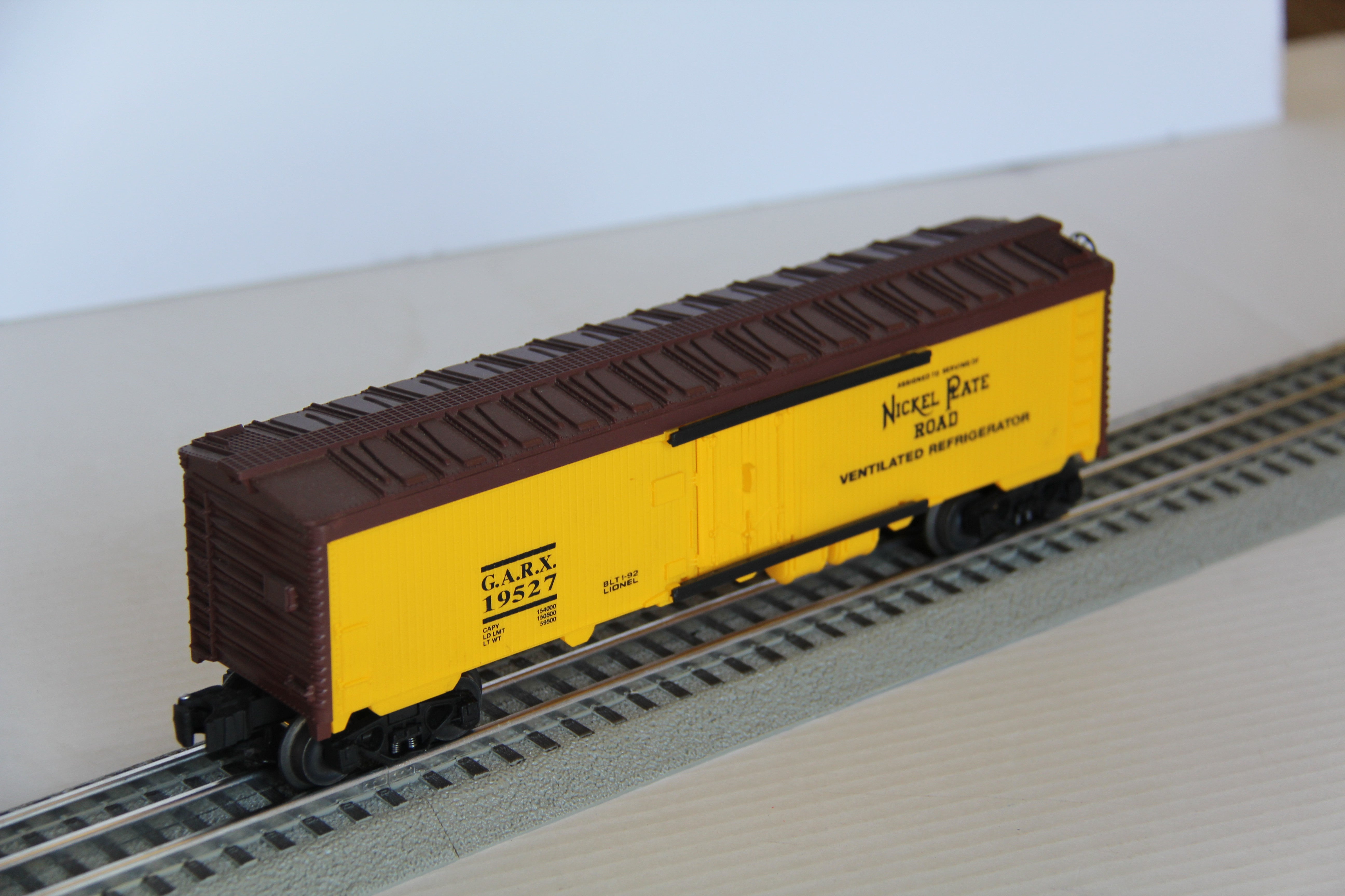 Lionel 6-19527 Nickel Plate Road Reefer-Second hand-M4144