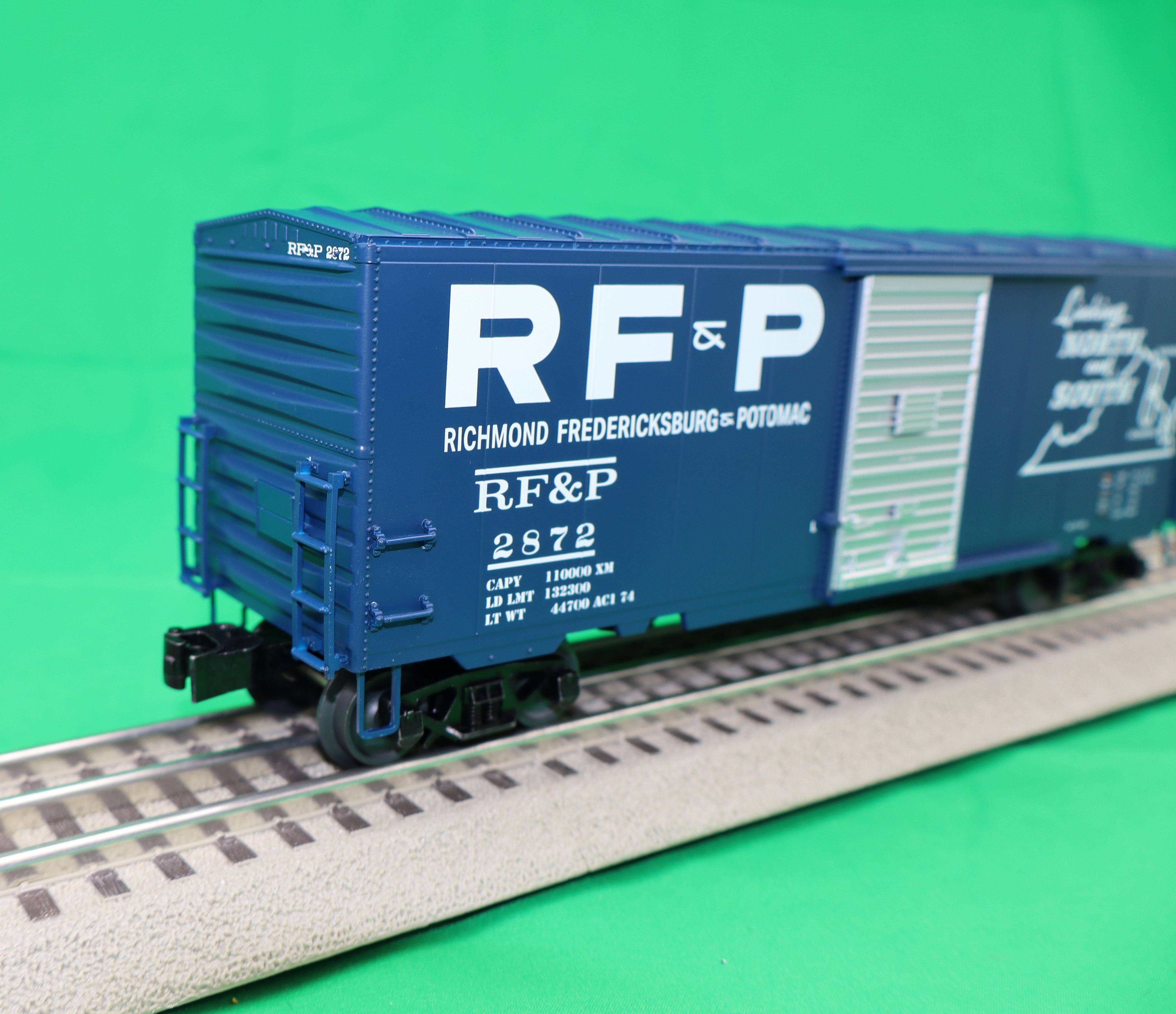 Lionel 2426060 - Freightsounds PS-1 Boxcar "Richmond, Fredericksburg & Potomac" #2872