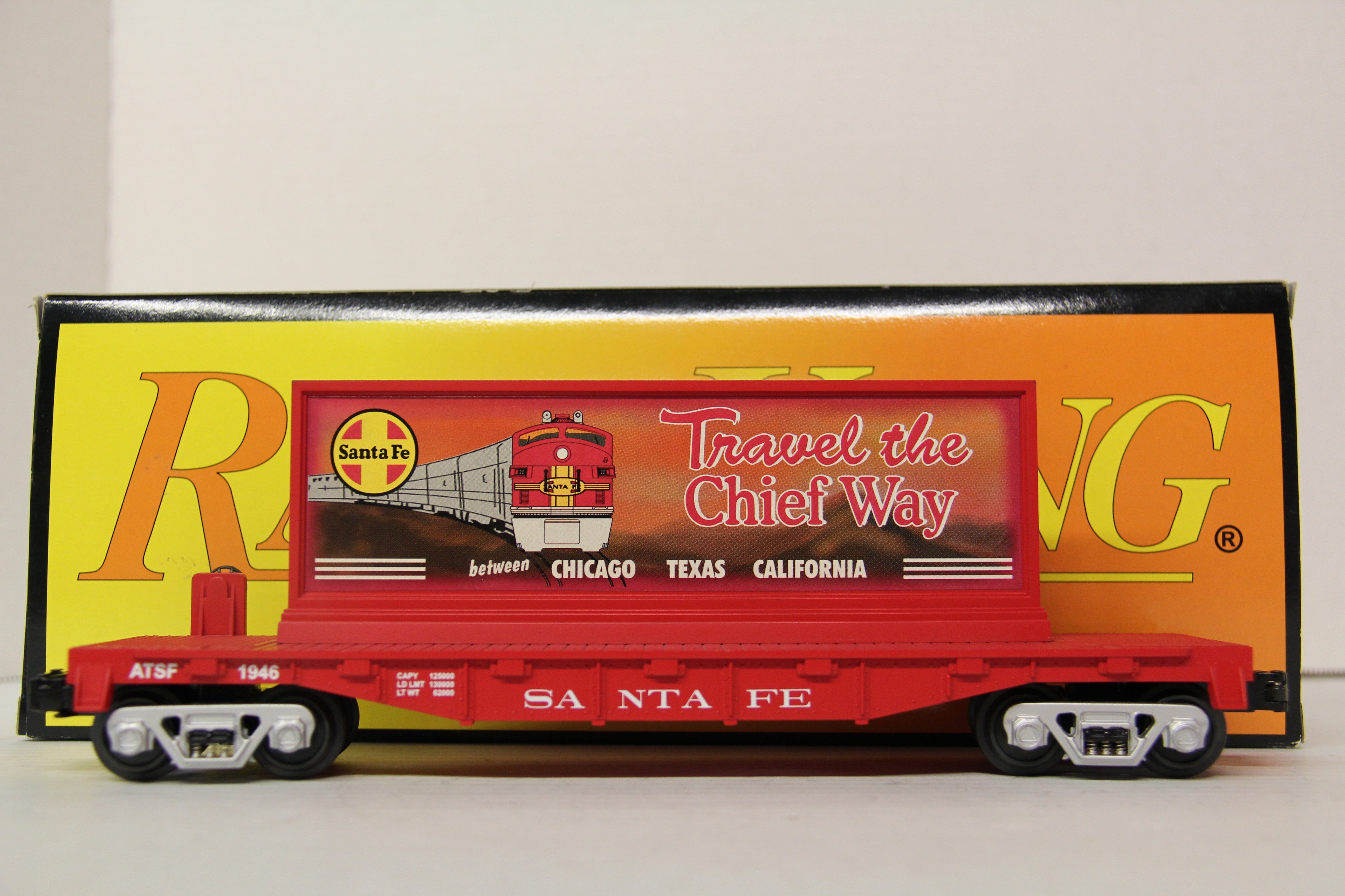 Rail King 30-76108 Santa Fe Flat Car w/ Bilboard-Second hand-M6254