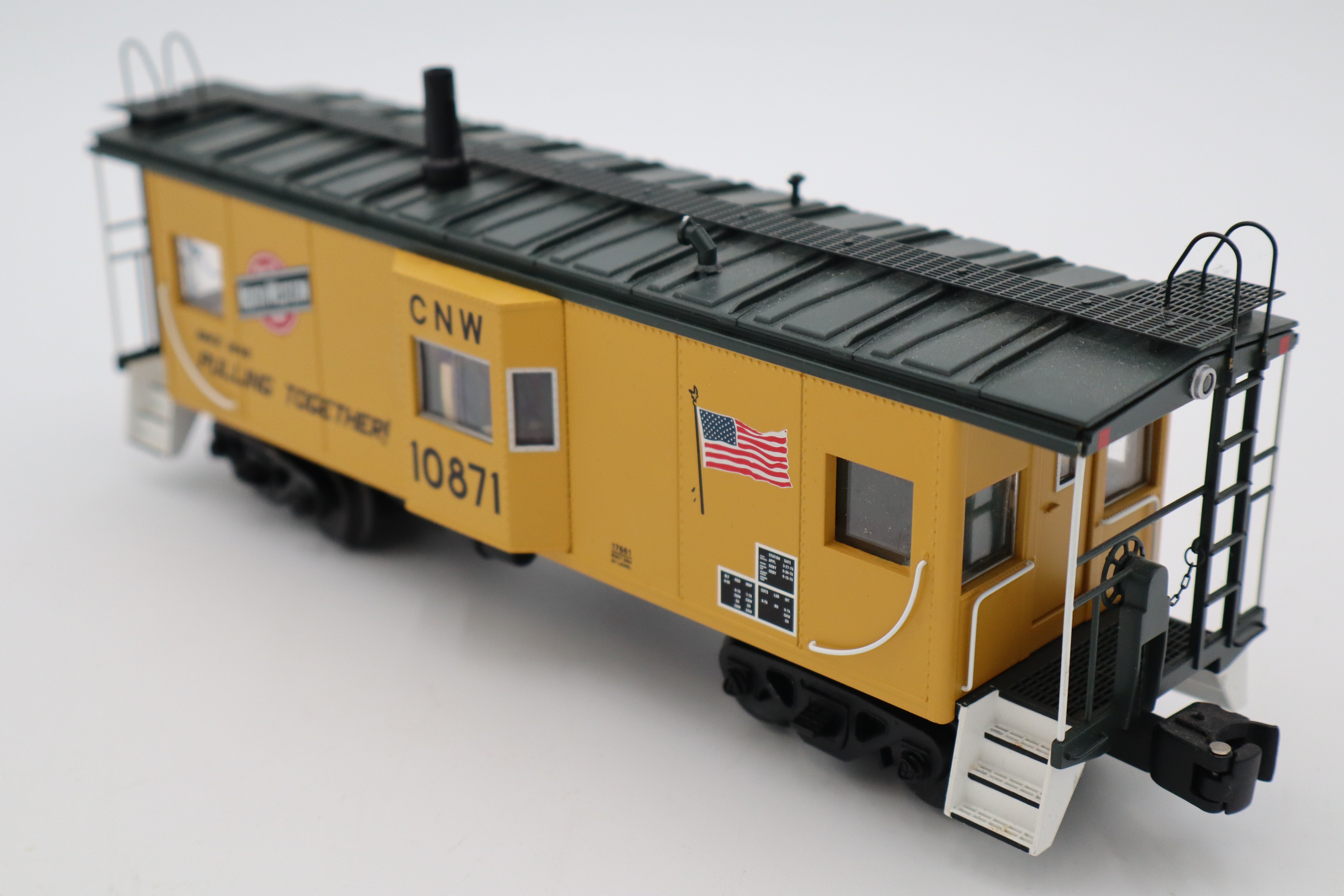 Lionel 6-17661 Chicago & North Western Bay Window Caboose-Second hand-M20318