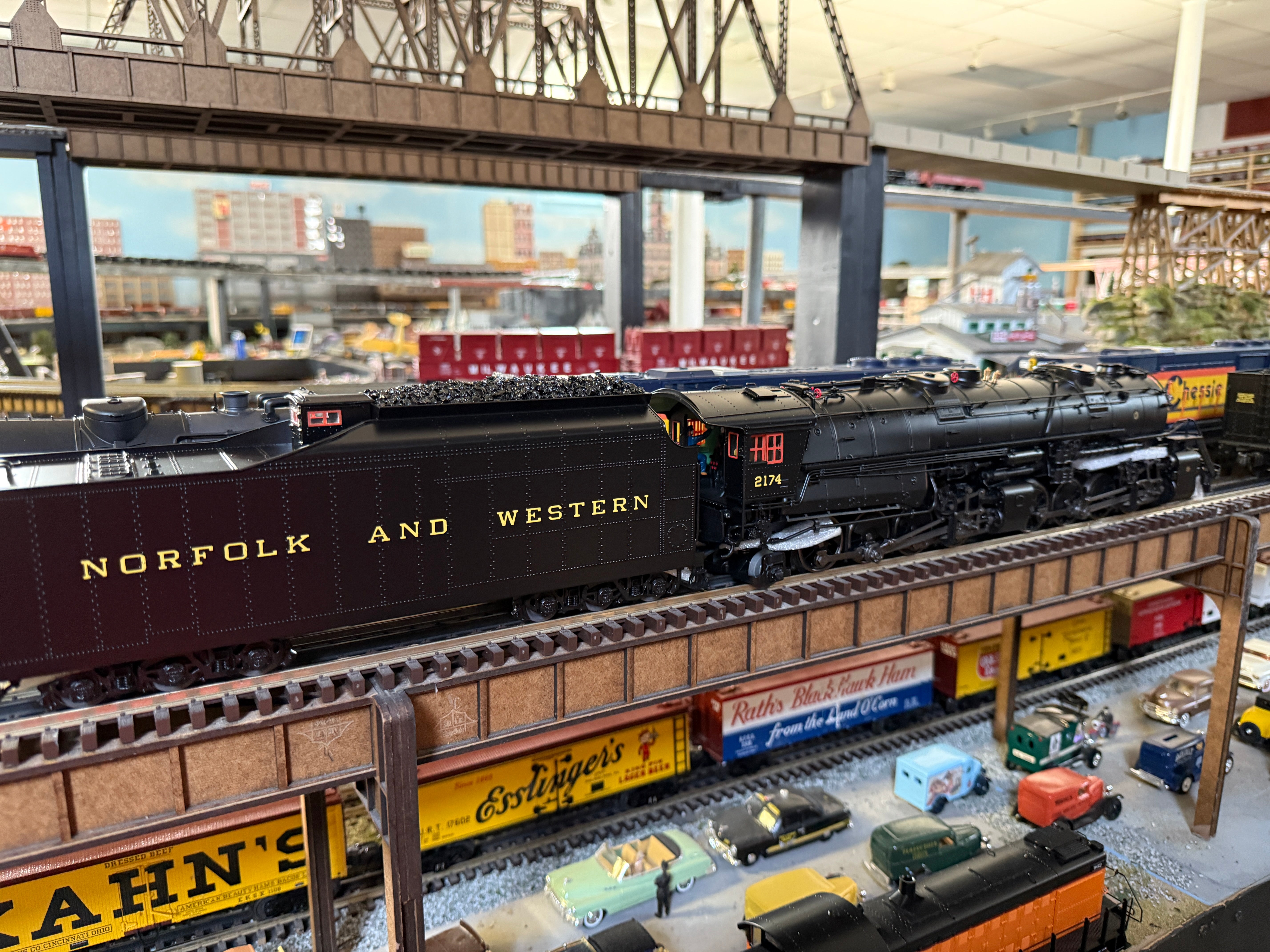 Lionel 2531011 - Legacy Y6B Steam Locomotive "Norfolk & Western" #2174