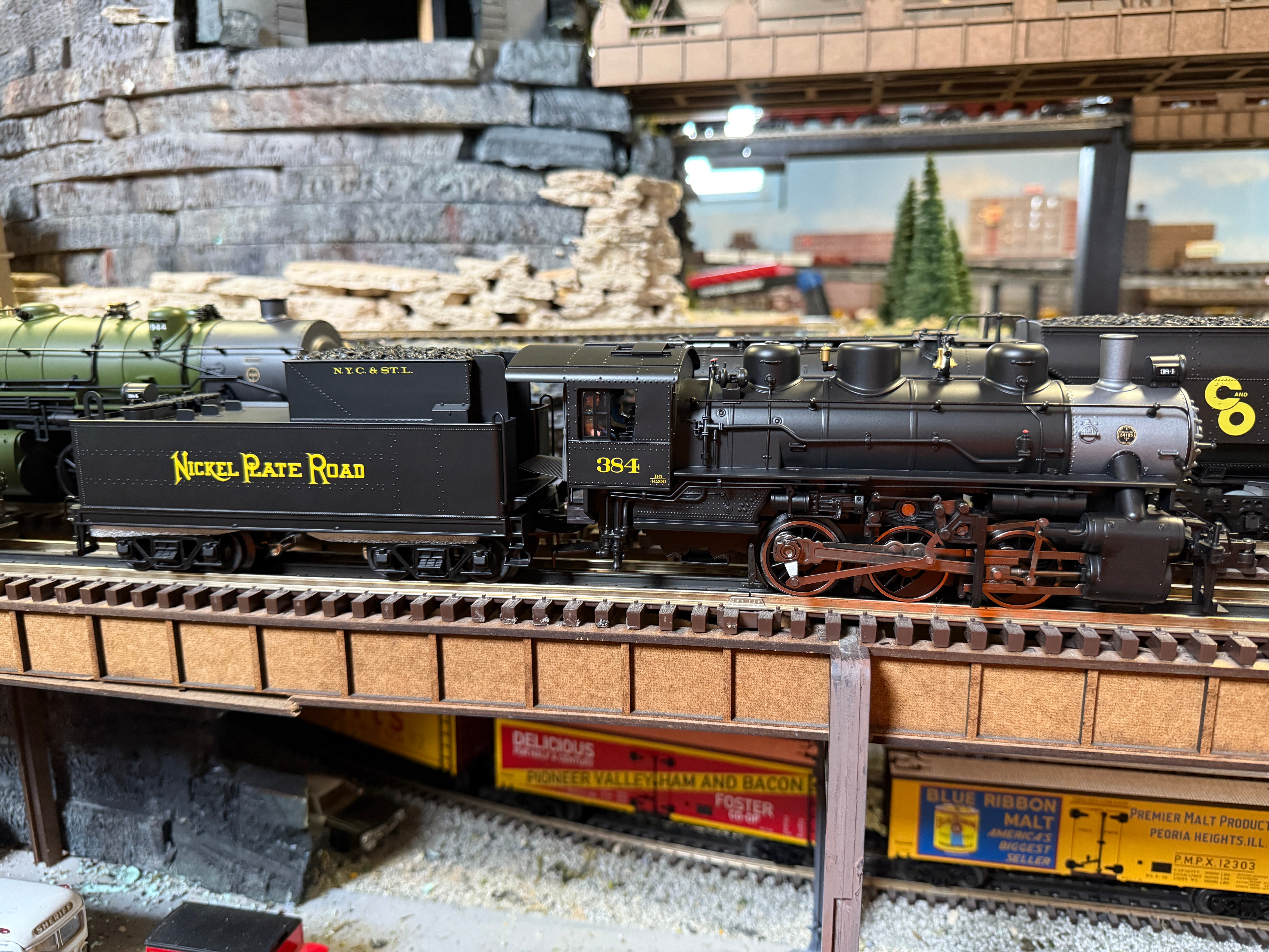Lionel 2531170 - Legacy 0-6-0 Steam Locomotive "Nickel Plate Road" #384