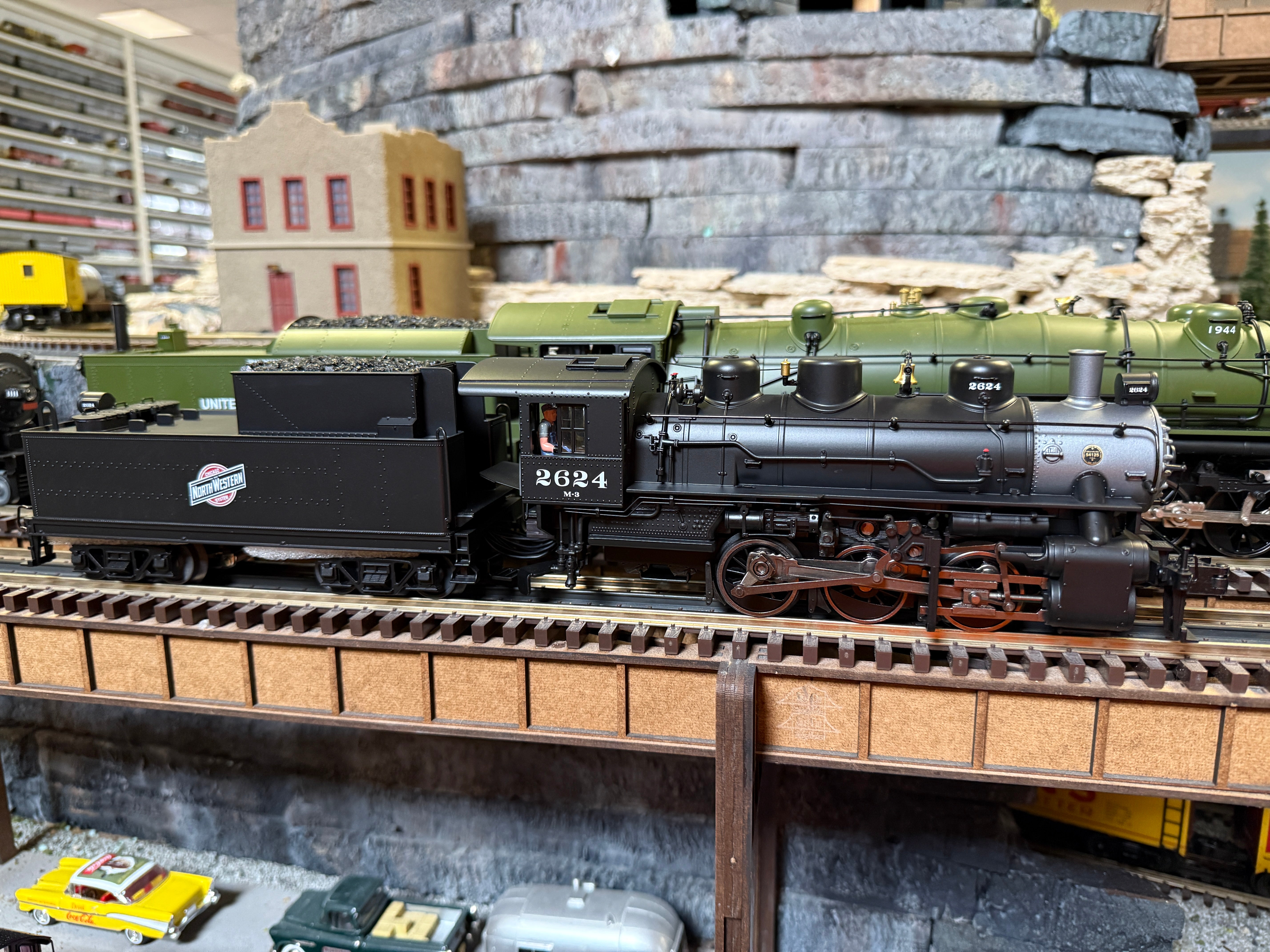 Lionel 2531150 - Legacy 0-6-0 Steam Locomotive "Chicago & North Western" #2624