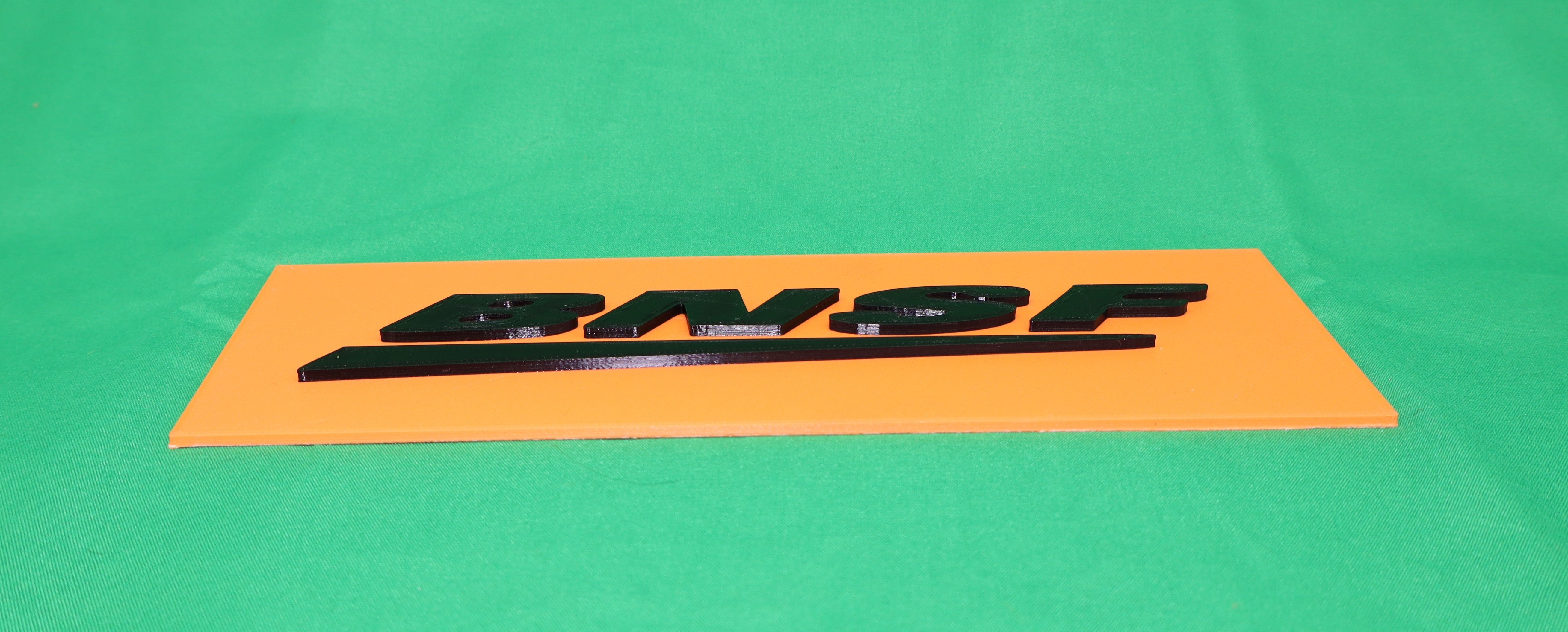 Trackside 3D #11 - 3D Printed Railroad Signs "BNSF"