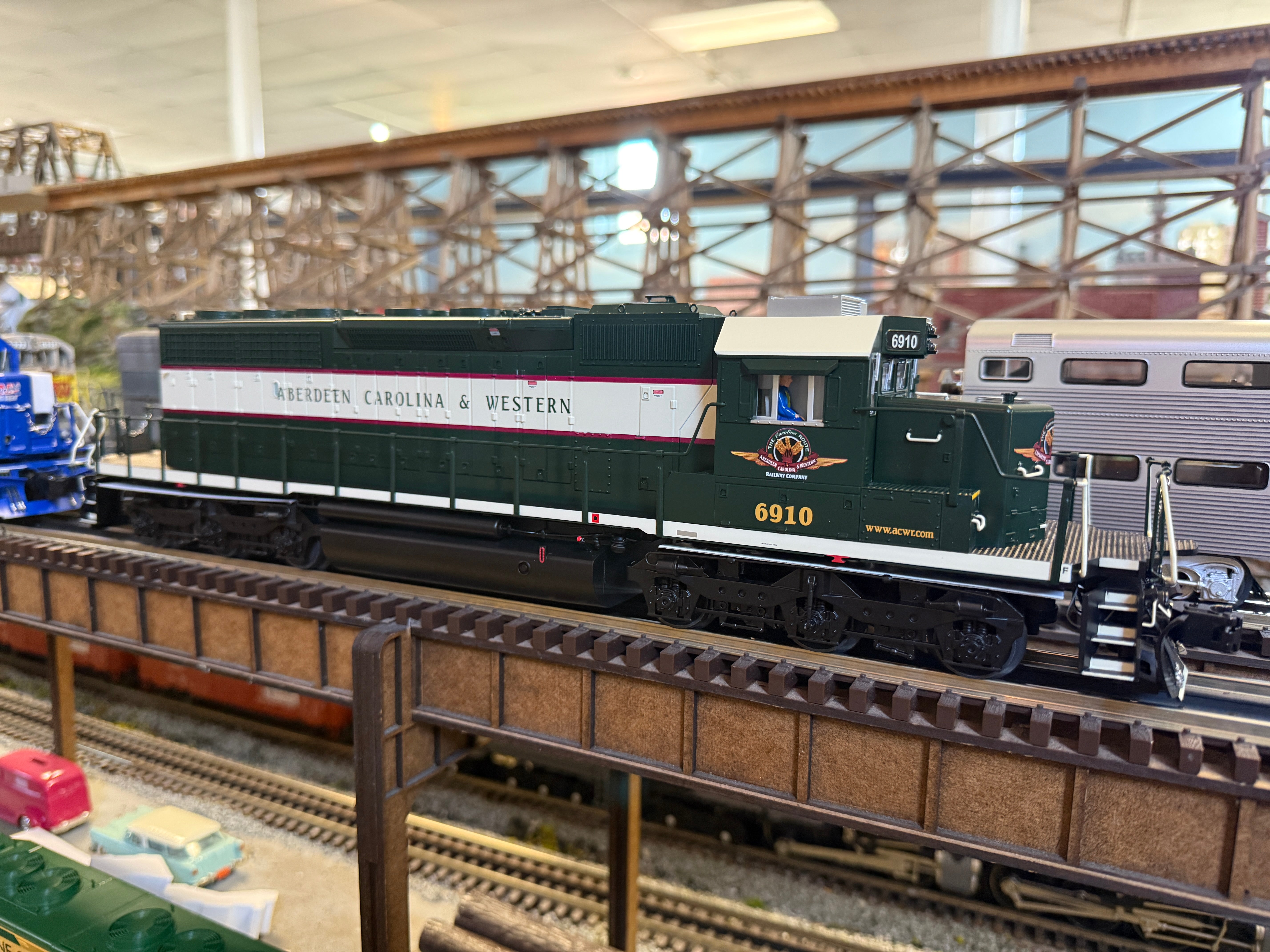 Lionel 2533392 - Legacy SD40-2 Diesel Locomotive "Aberdeen, Carolina & Western" #6918