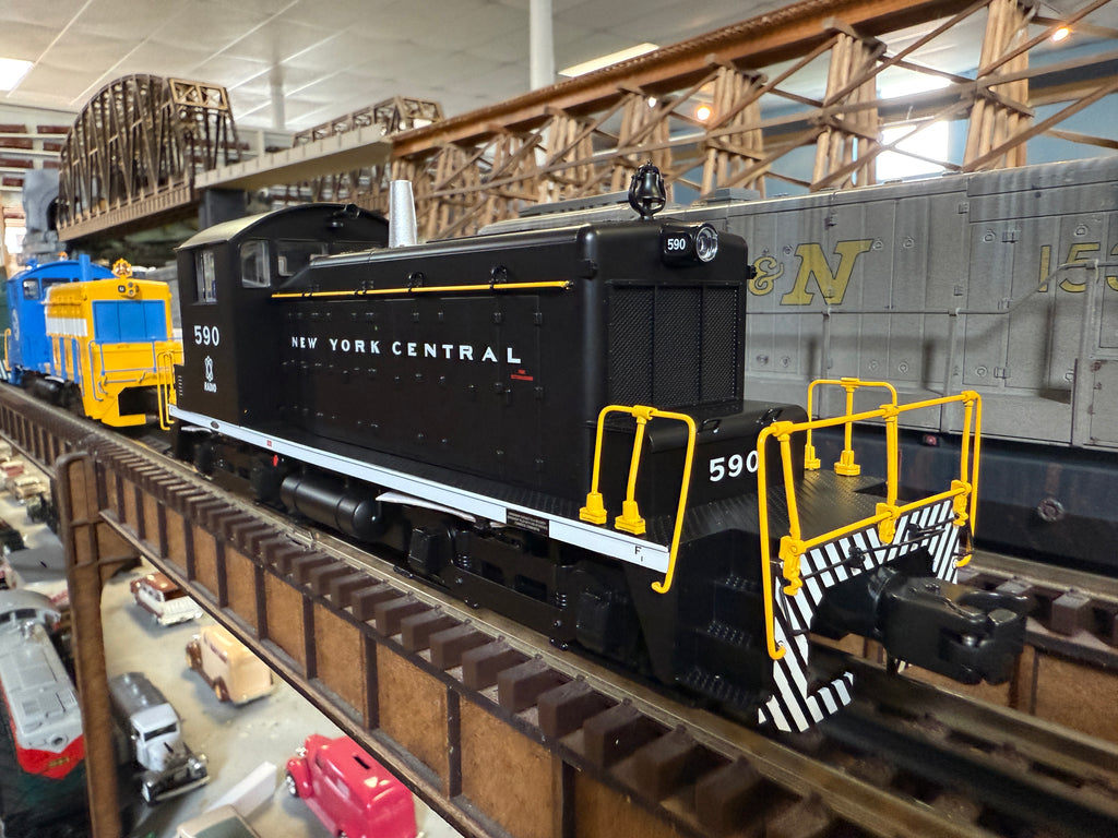 Lionel 2533360 - Legacy SW1 Diesel Locomotive 