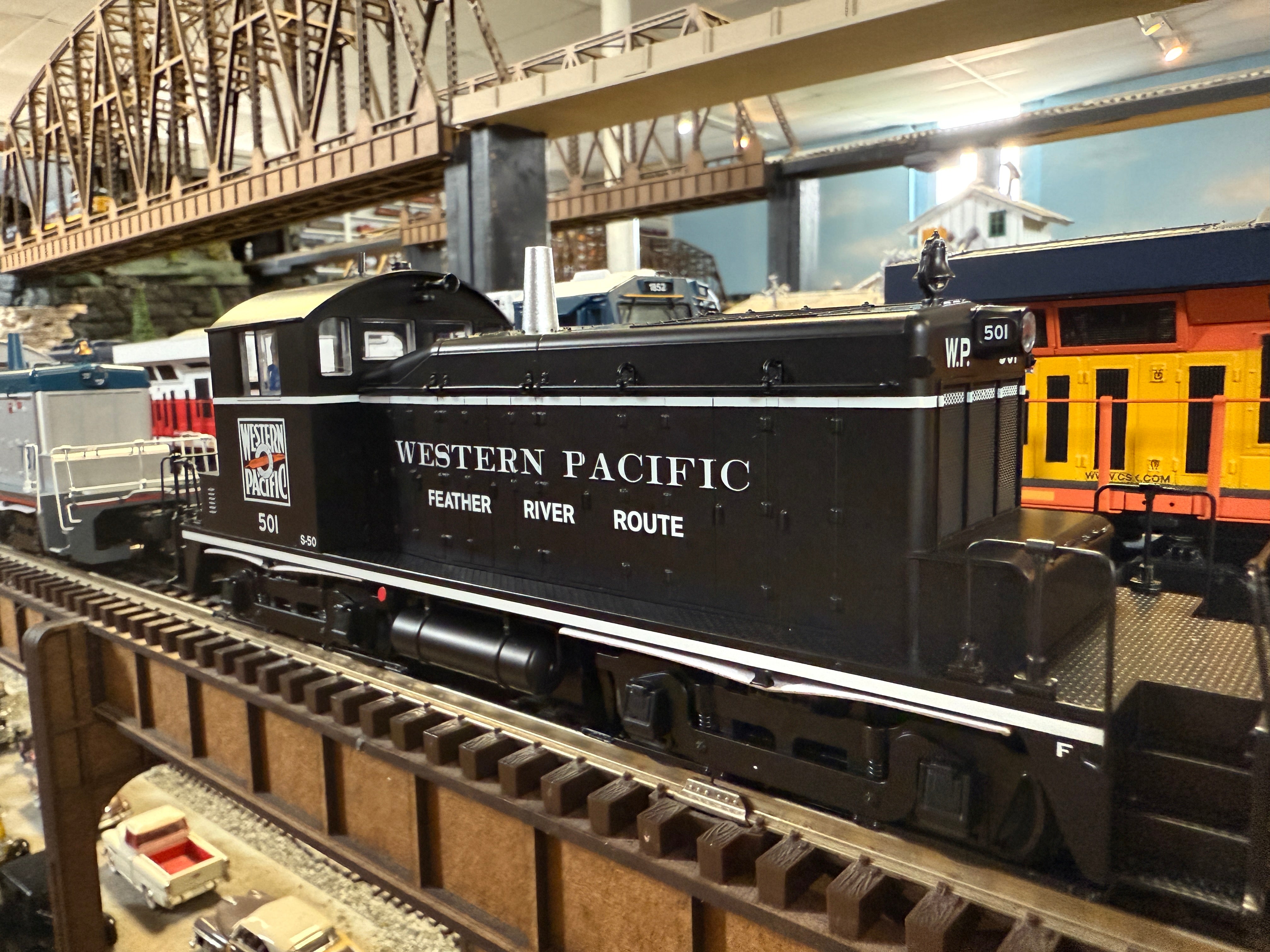 Lionel 2533380 - Legacy SW1 Diesel Locomotive "Western Pacific" #501