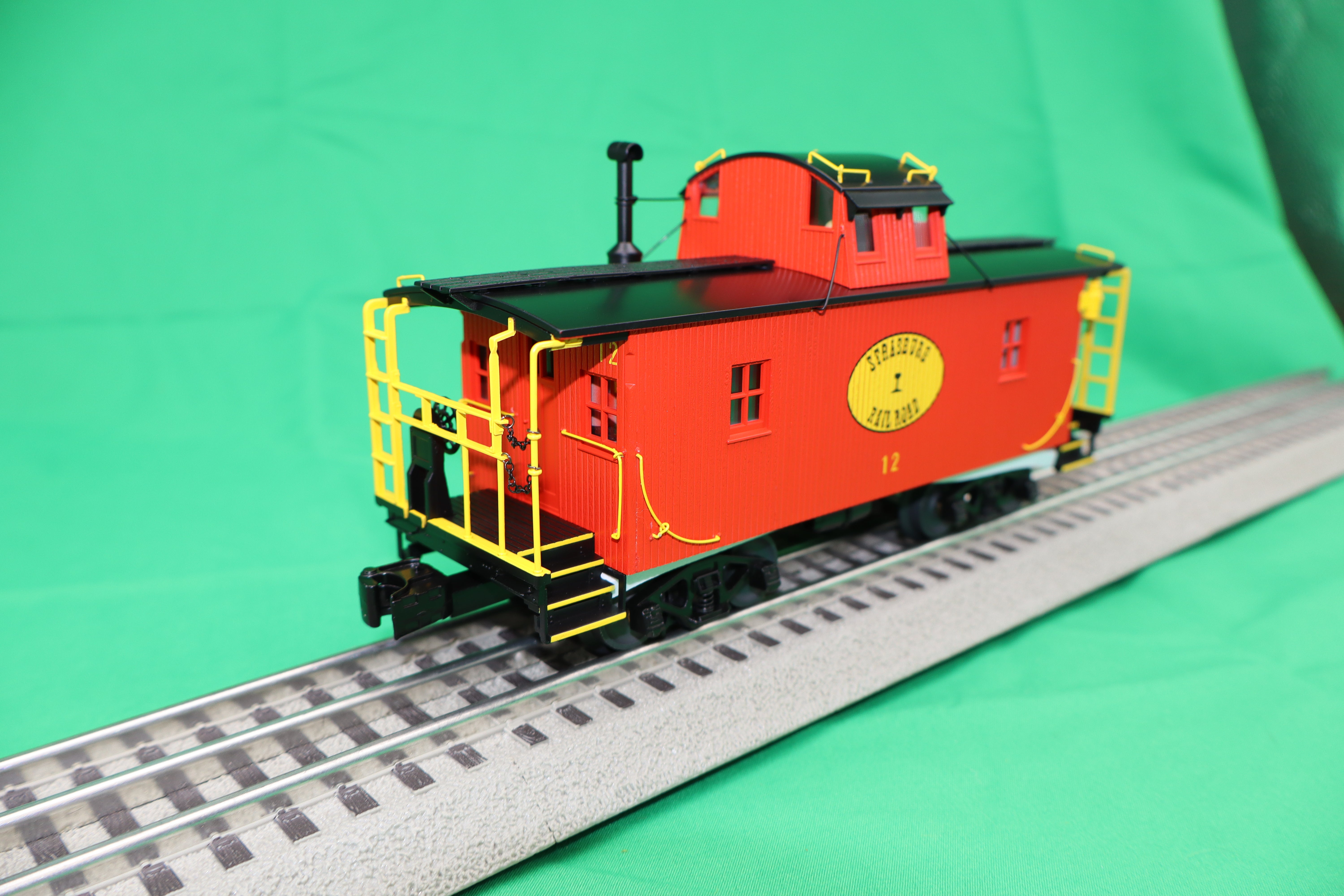 Lionel 2426470 - Woodside Caboose "Strasburg" #12