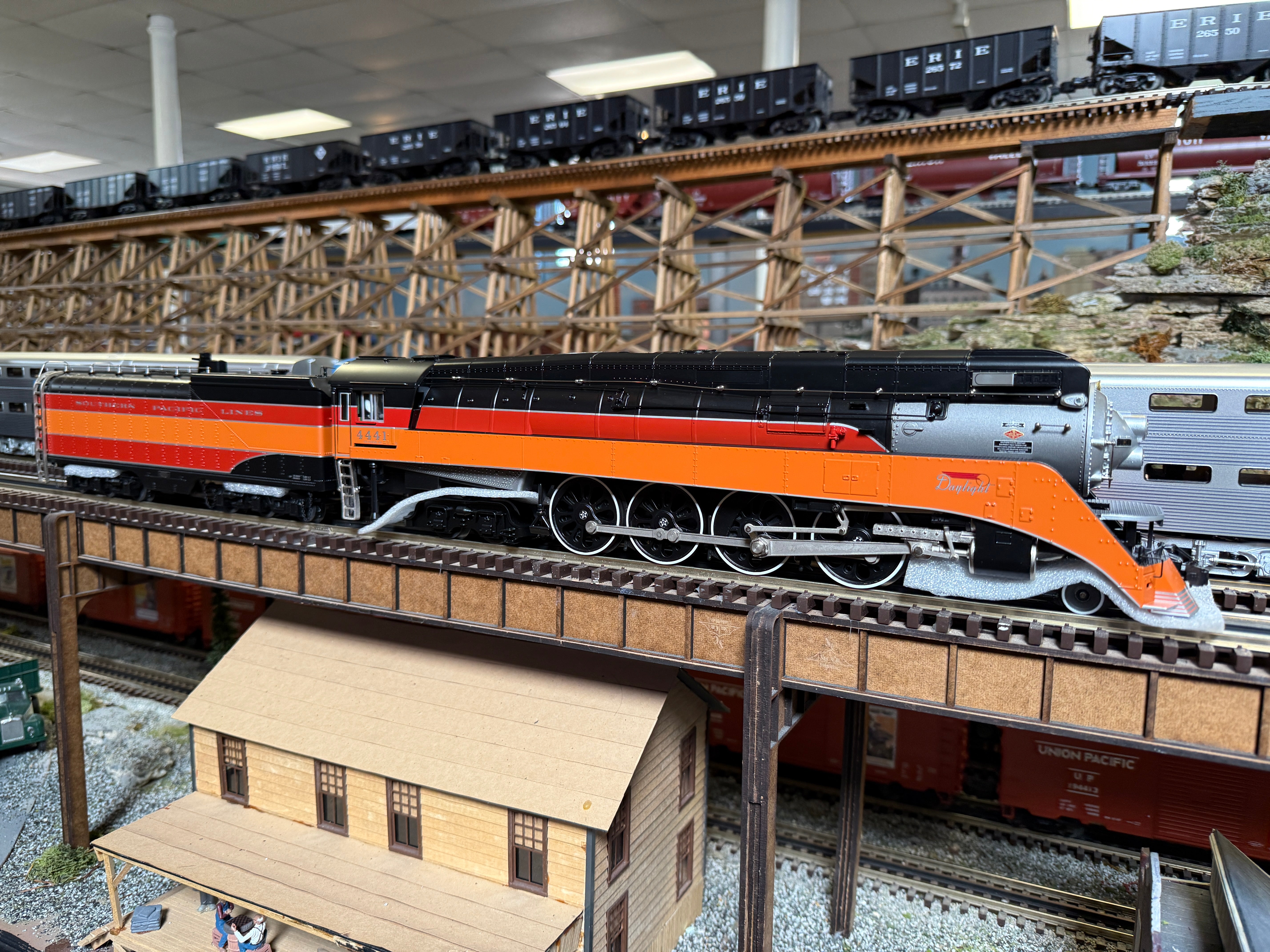 MTH 20-3918-1 - 4-8-4 GS-4 Steam Engine "Southern Pacific Lines" #4441 w/ PS3 (Daylight Small Lettering)