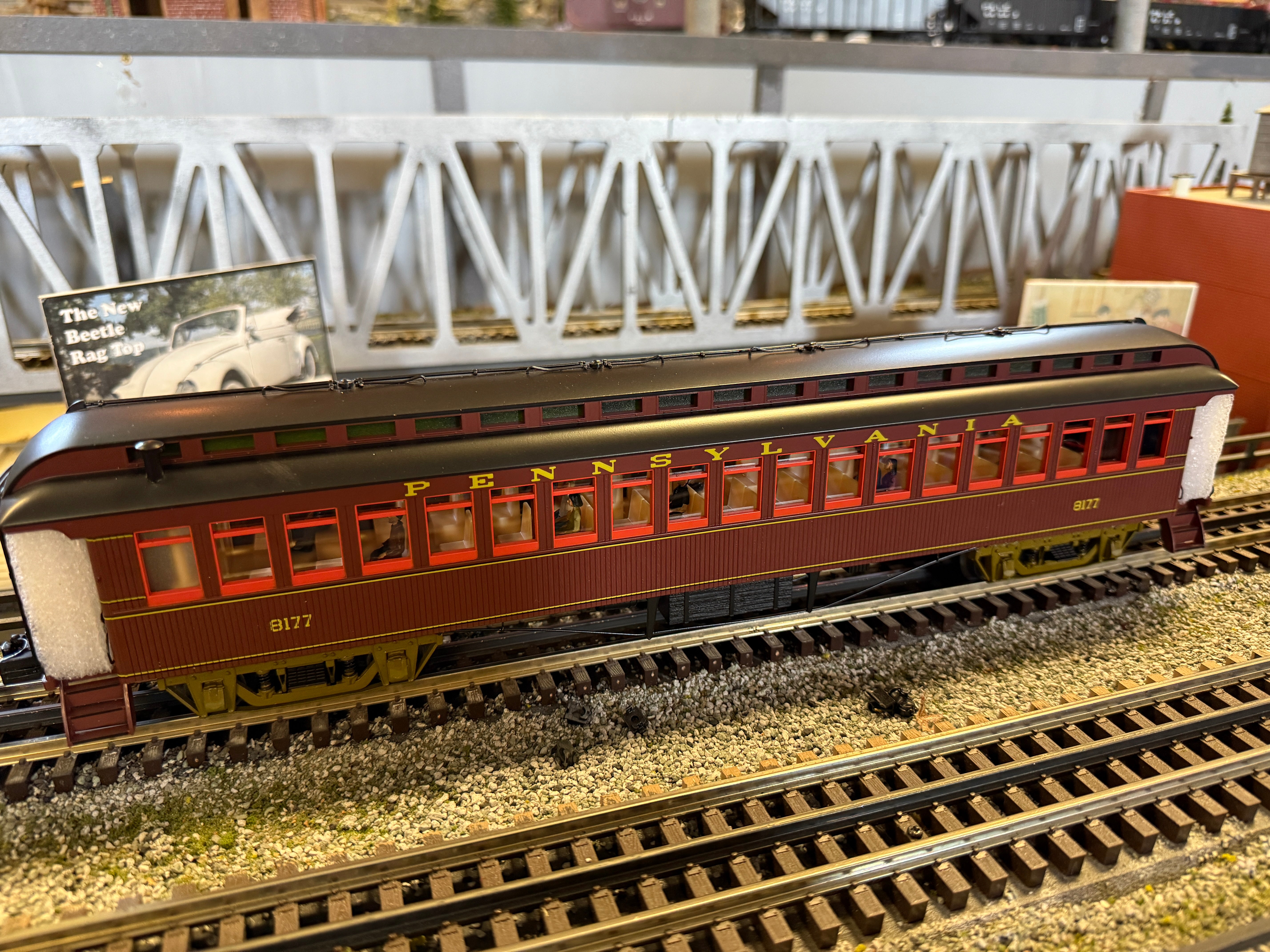 Lionel 2427360 - Semi-Vestibule Wood Coach "Pennsylvania" (2-Car)