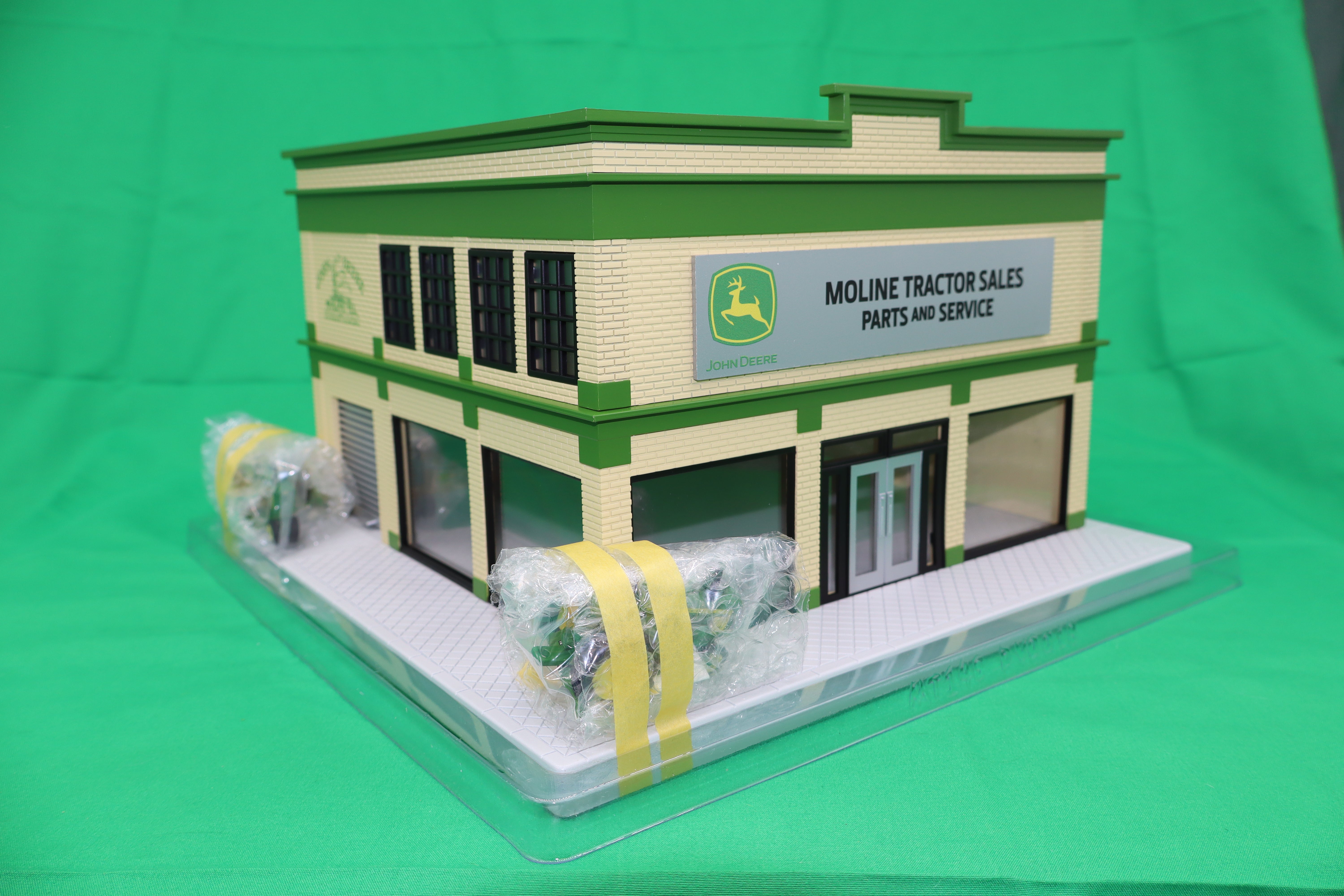 Lionel 2429010 - Showroom Building "John Deere"