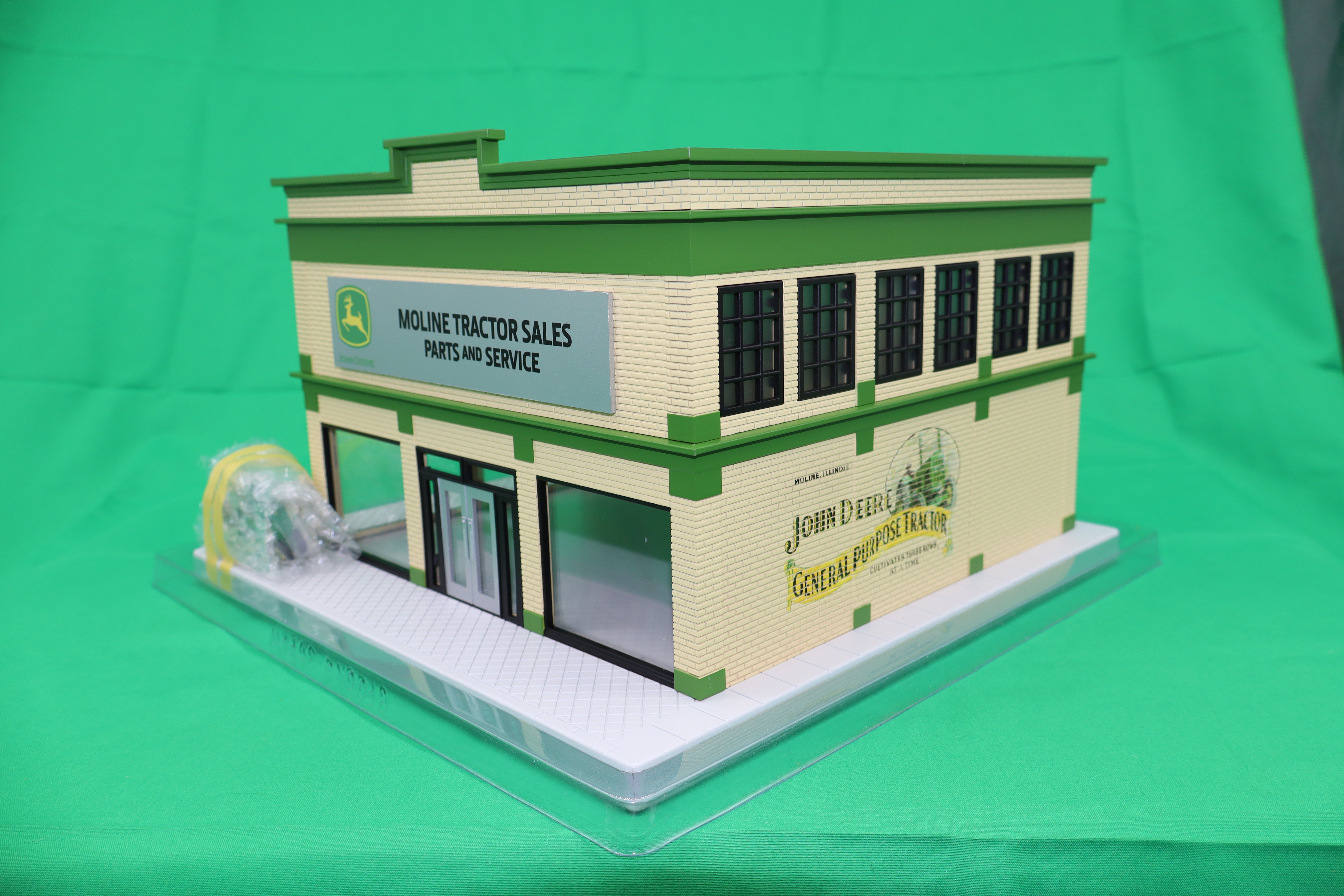 Lionel 2429010 - Showroom Building "John Deere"