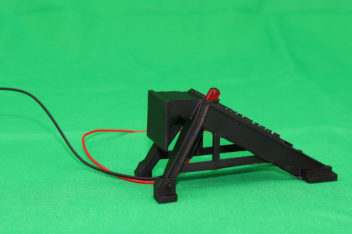 K & R Custom Models #9010 - Lit Bumper w/ LED Lower Back - MrMuffin'sTrains