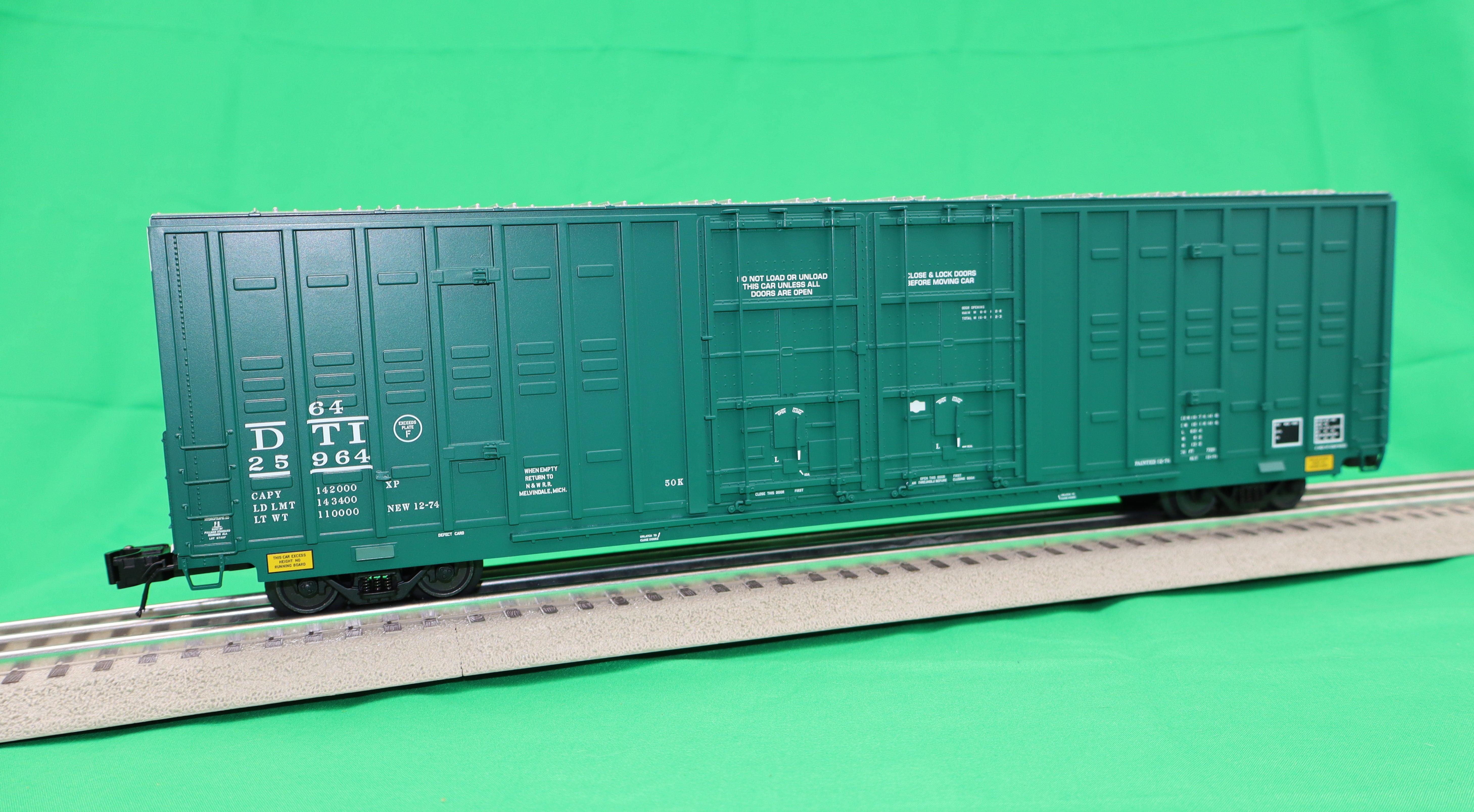 Atlas O 3001448 - Master - Berwick 60' Hy-Cube Boxcar "Detroit, Toledo & Ironton"