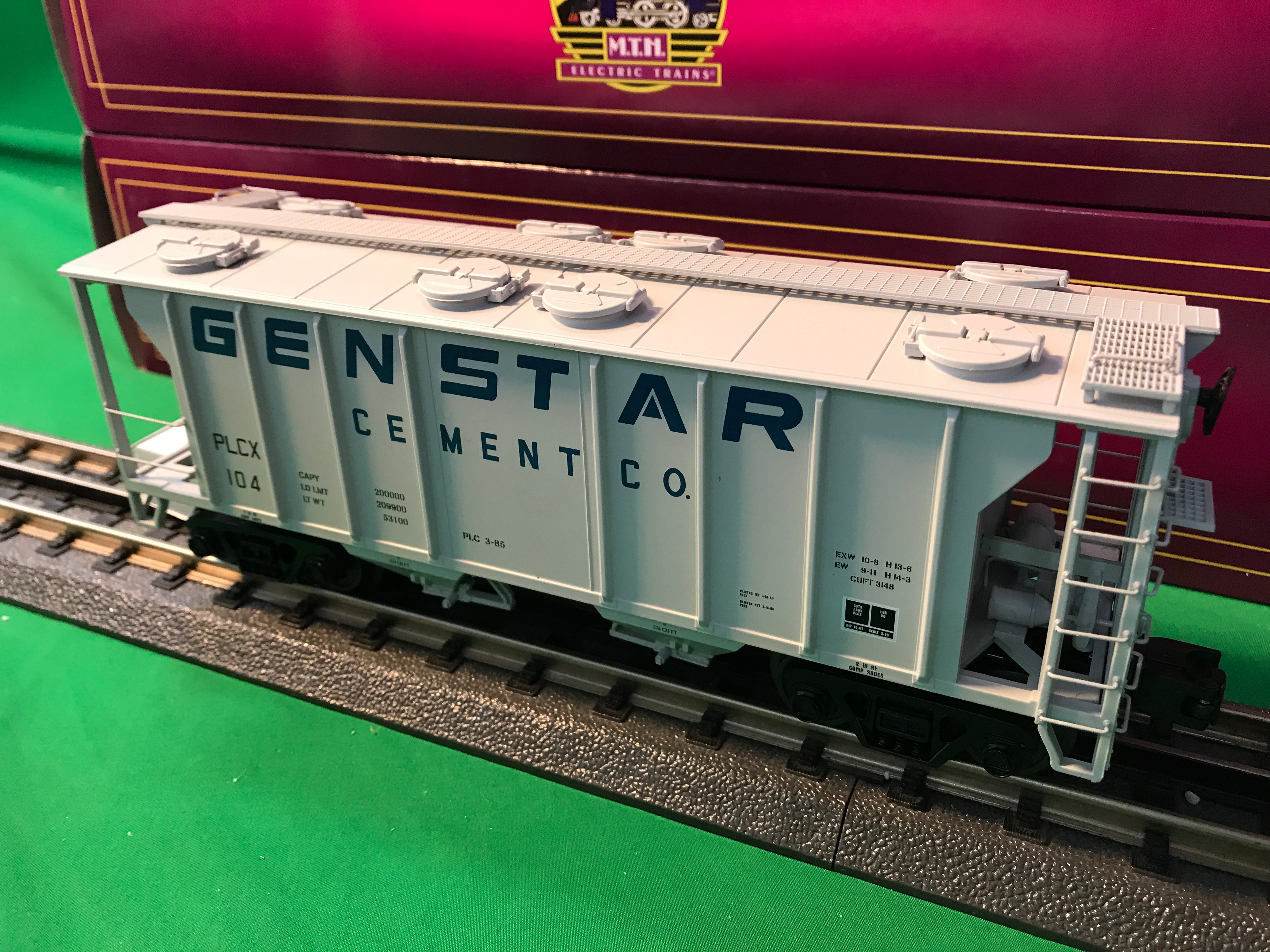 MTH 20-97372 Genstar Cement Company Ps-2 Hopper Car-Second hand-M5494