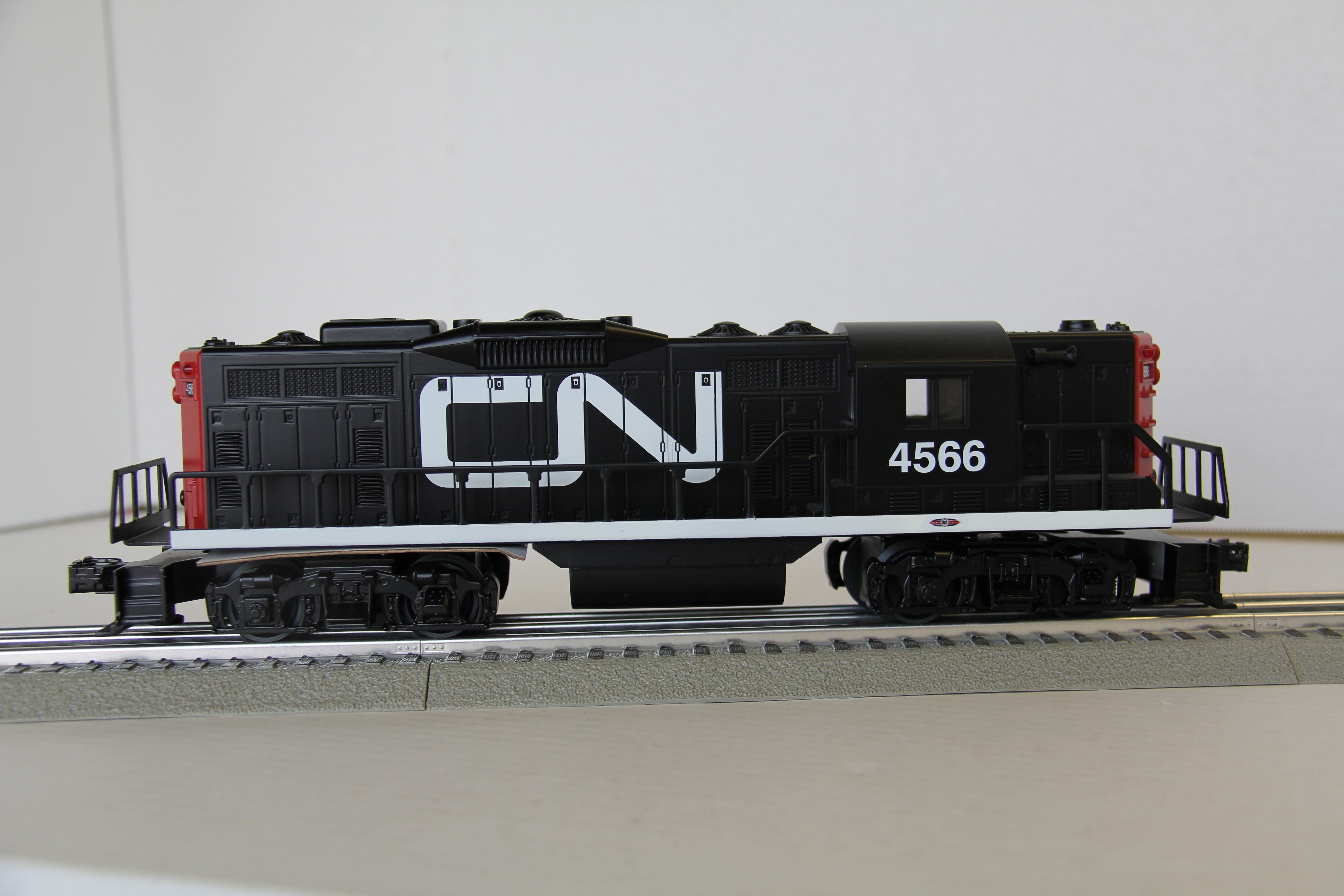 Williams #21527 Canadian National GP-9 Dummy Locomotive-Second hand-M4220