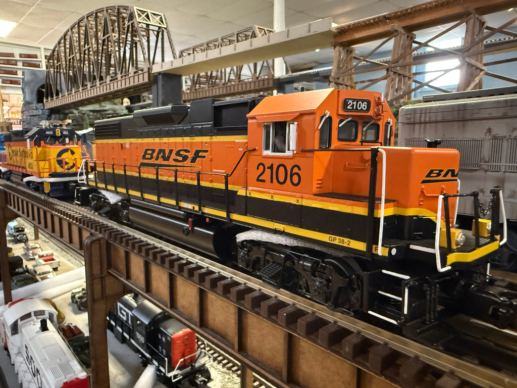 Atlas O 30138341 - Premier - GP38-2 Diesel Locomotive 