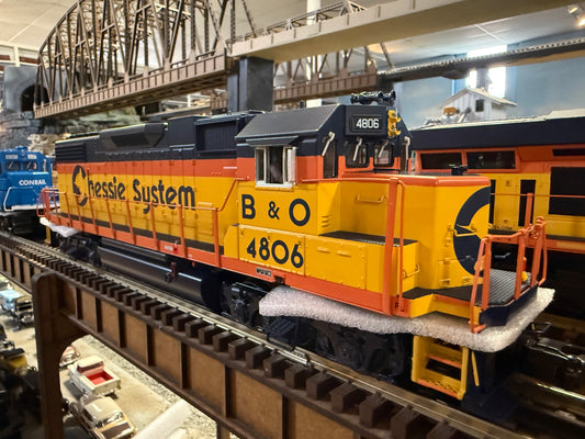 Atlas O 30138344 - Premier - GP38-2 Diesel Locomotive "Chessie System" #4806 - MrMuffin'sTrains