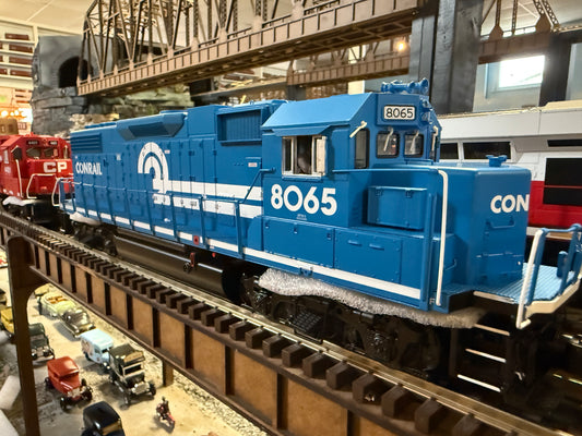 Atlas O 30138347 - Premier - GP38-2 Diesel Locomotive "Conrail" #8065