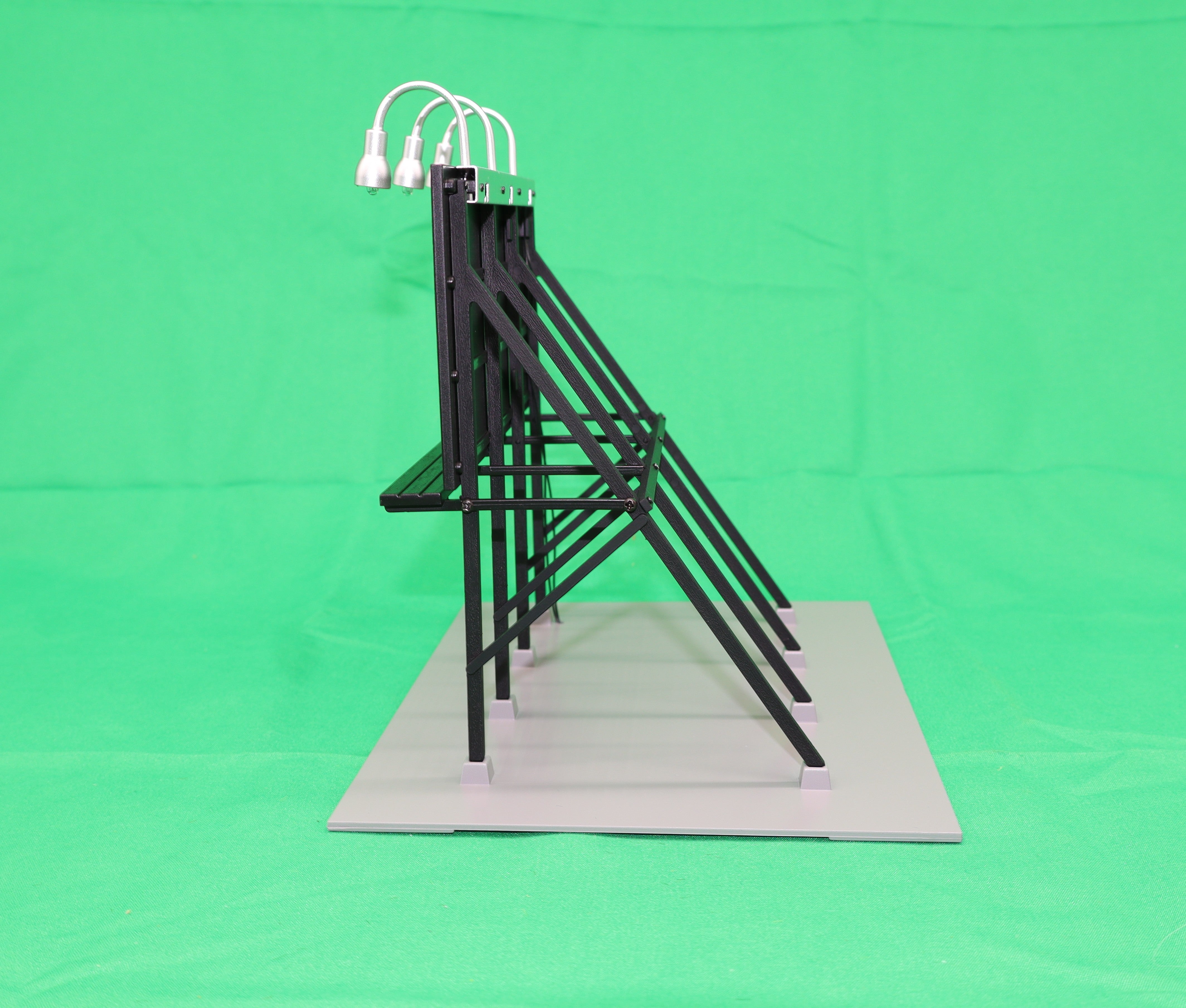 MTH 30-90702 - Lighted Billboard "Dr. Vinnie Boombatz"