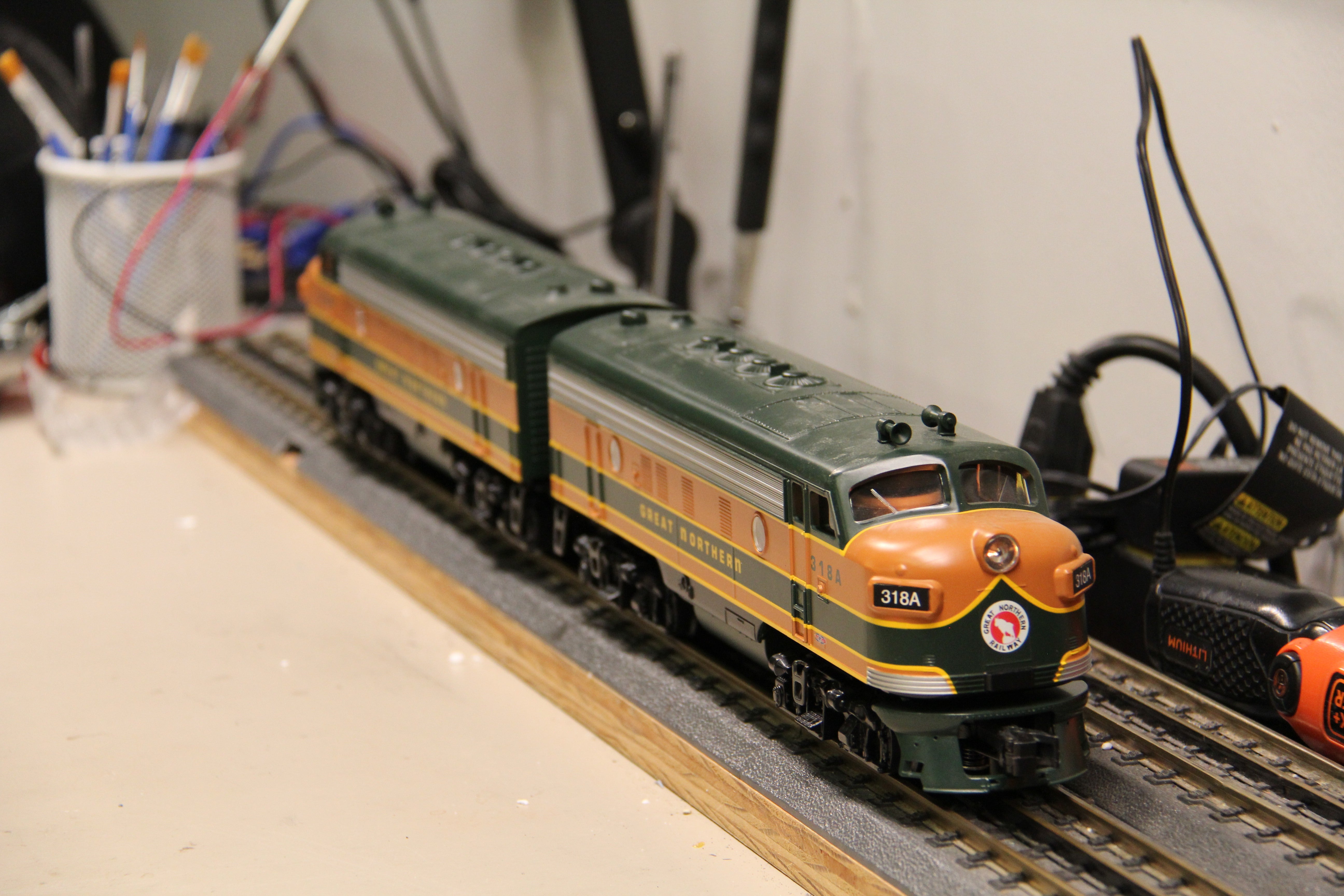 Williams #20710 Great Northern F-7 AA Powered & Dummy Locomotive Set-Second hand-M6296