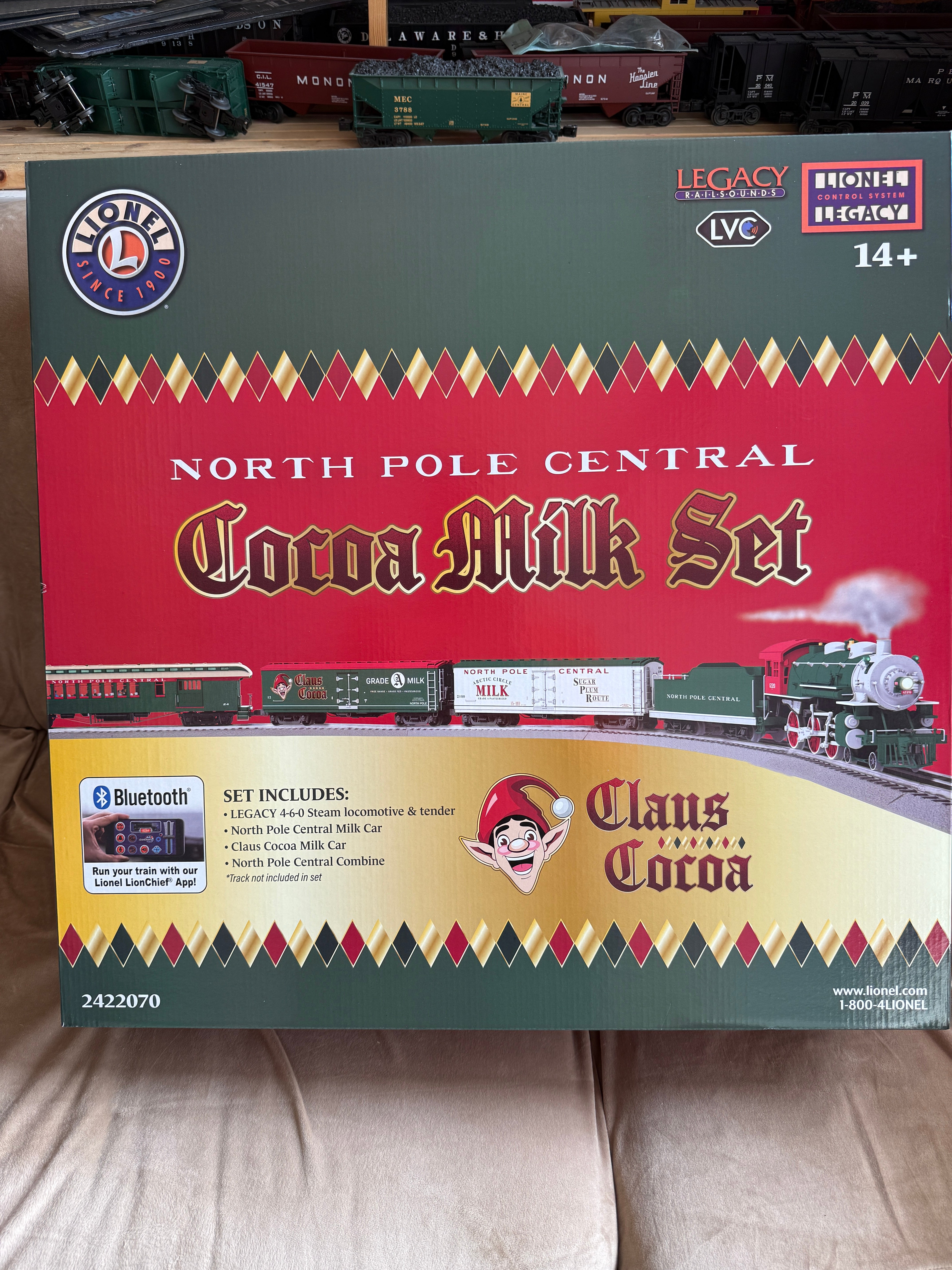 Lionel 2422070 - Legacy "North Pole Central" Cocoa Milk Freight Train Set