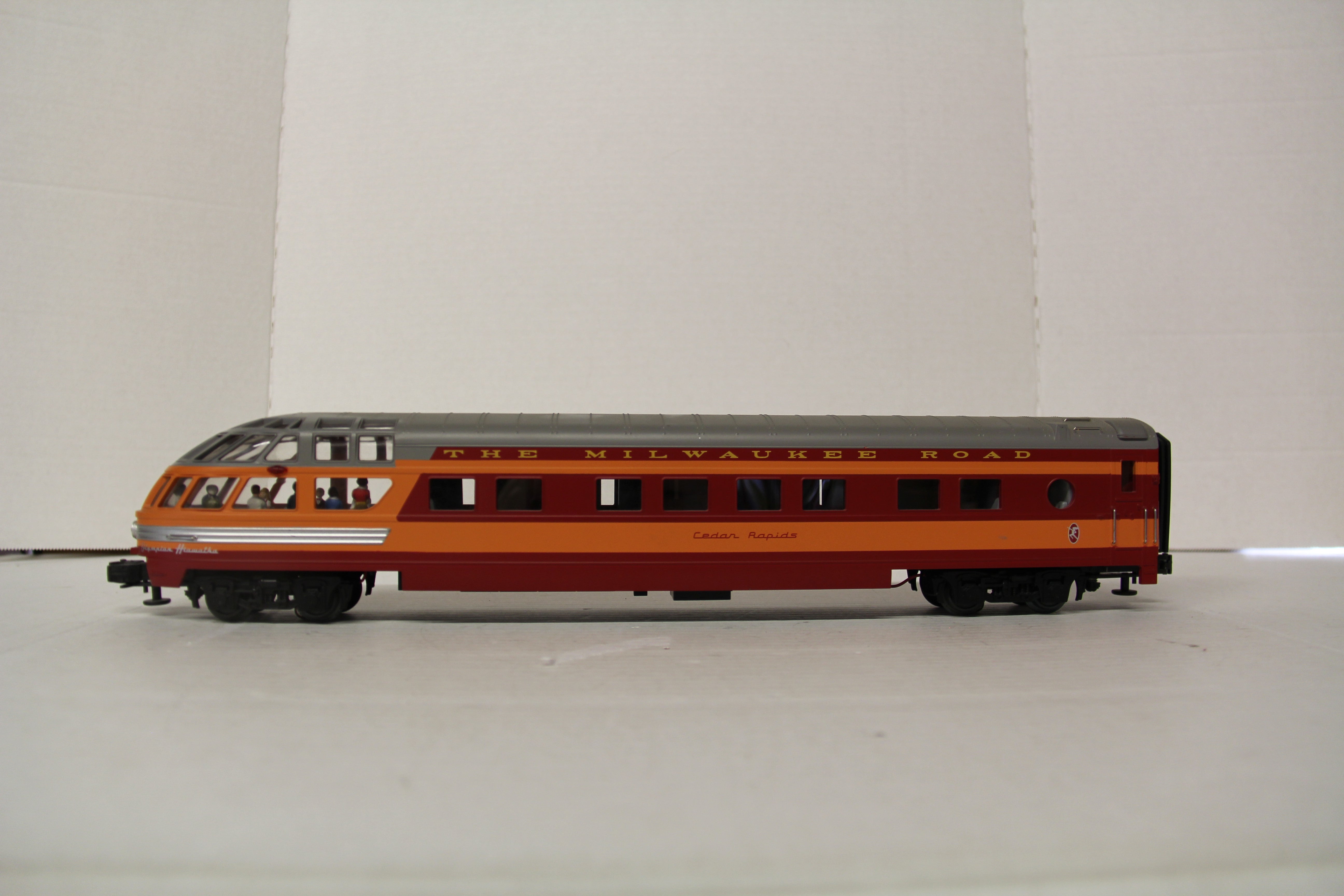 MTH Hiawatha Milwaukee Road Hiawatha Passenger 8 Car Set-Second hand-M6322