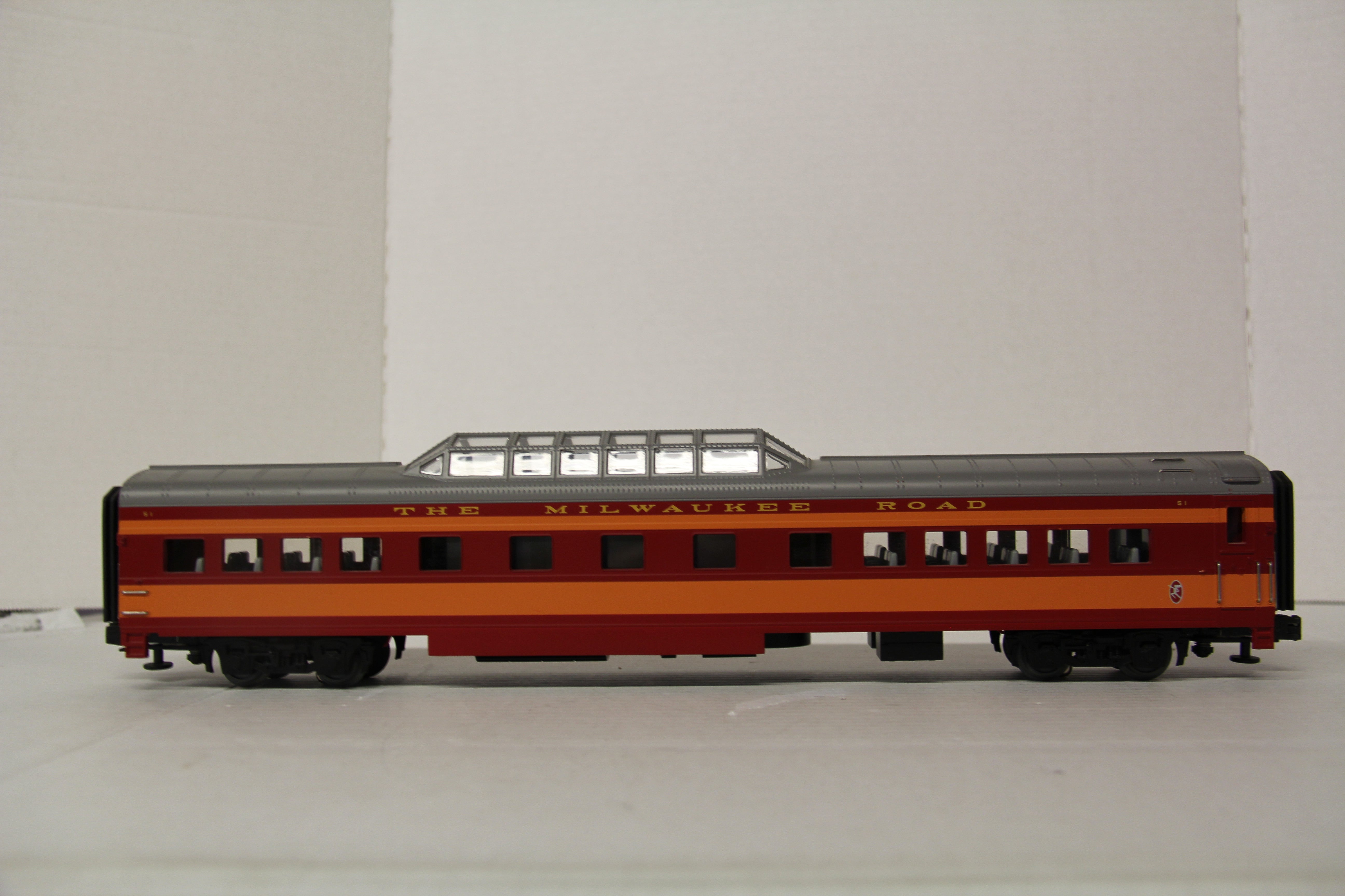 MTH Hiawatha Milwaukee Road Hiawatha Passenger 8 Car Set-Second hand-M6322